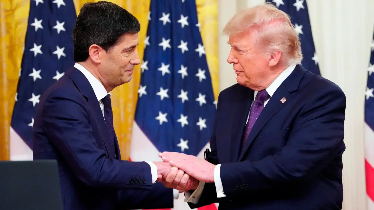 Donald Trump har udpeget 56-årige Kevin Warsh som ny formand for den amerikanske centralbank (Fed). Onsdag aften dansk tid skal Warsh og de 11 øvige medlemmer af Feds rentekomité afgøre, om renten skal sættes ned.