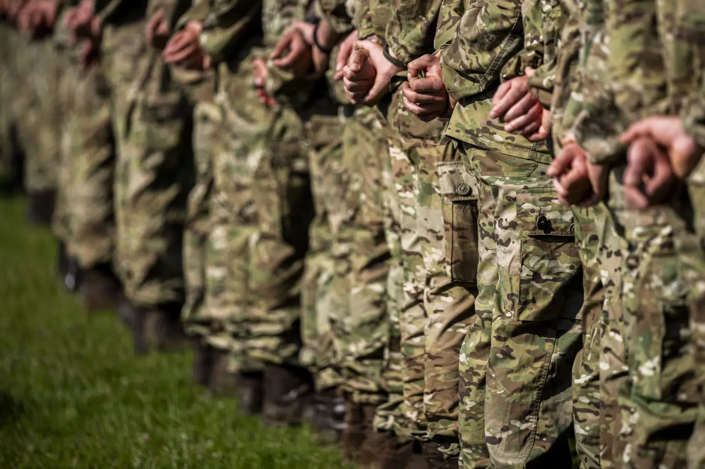 Tidligere på året måtte Forsvarsministeriets Materiel- og Indkøbsstyrelse stoppe udleveringen af uniformer, fordi der var "kvalitetsudfordringer med kampuniformerne". (Arkivfoto).