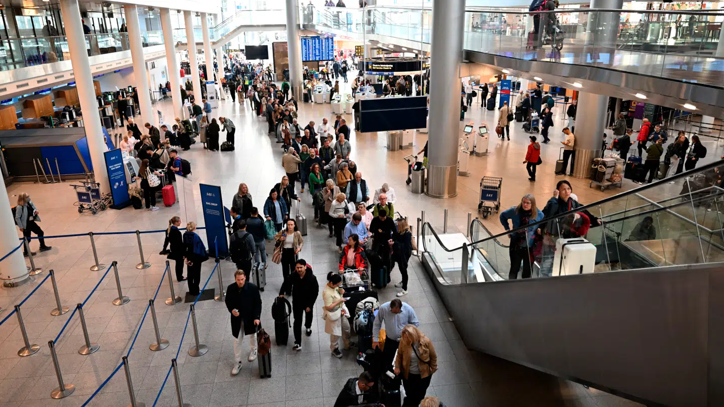 Manden skulle flyve fra Oslo til København.
