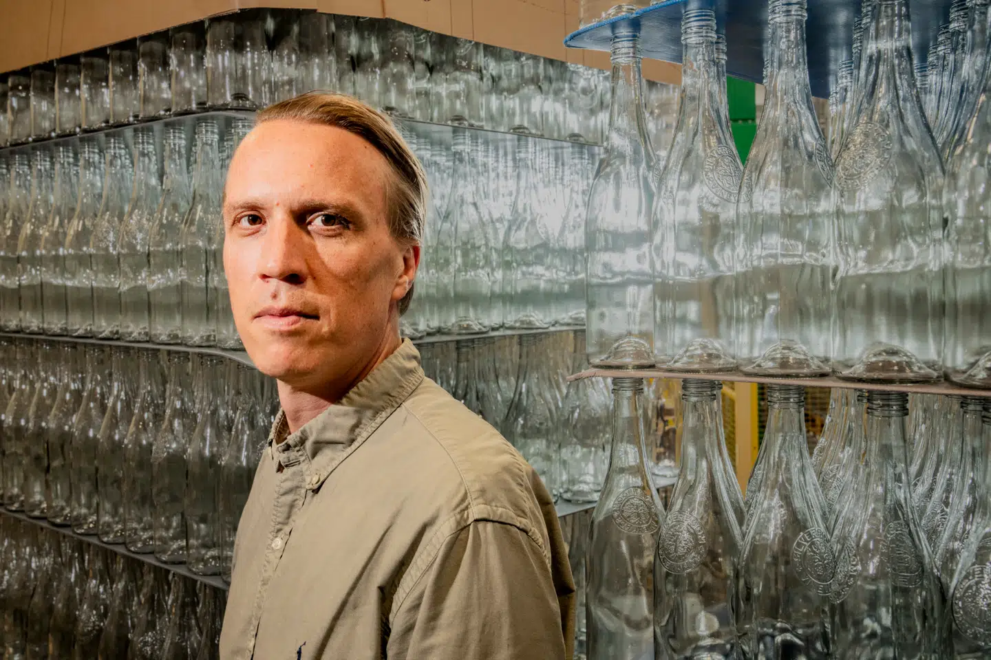 Emil Berning er forsyningskædechef i Taster Wine. Han kalder stigningen i omstridte gebyrer for »voldsom«.