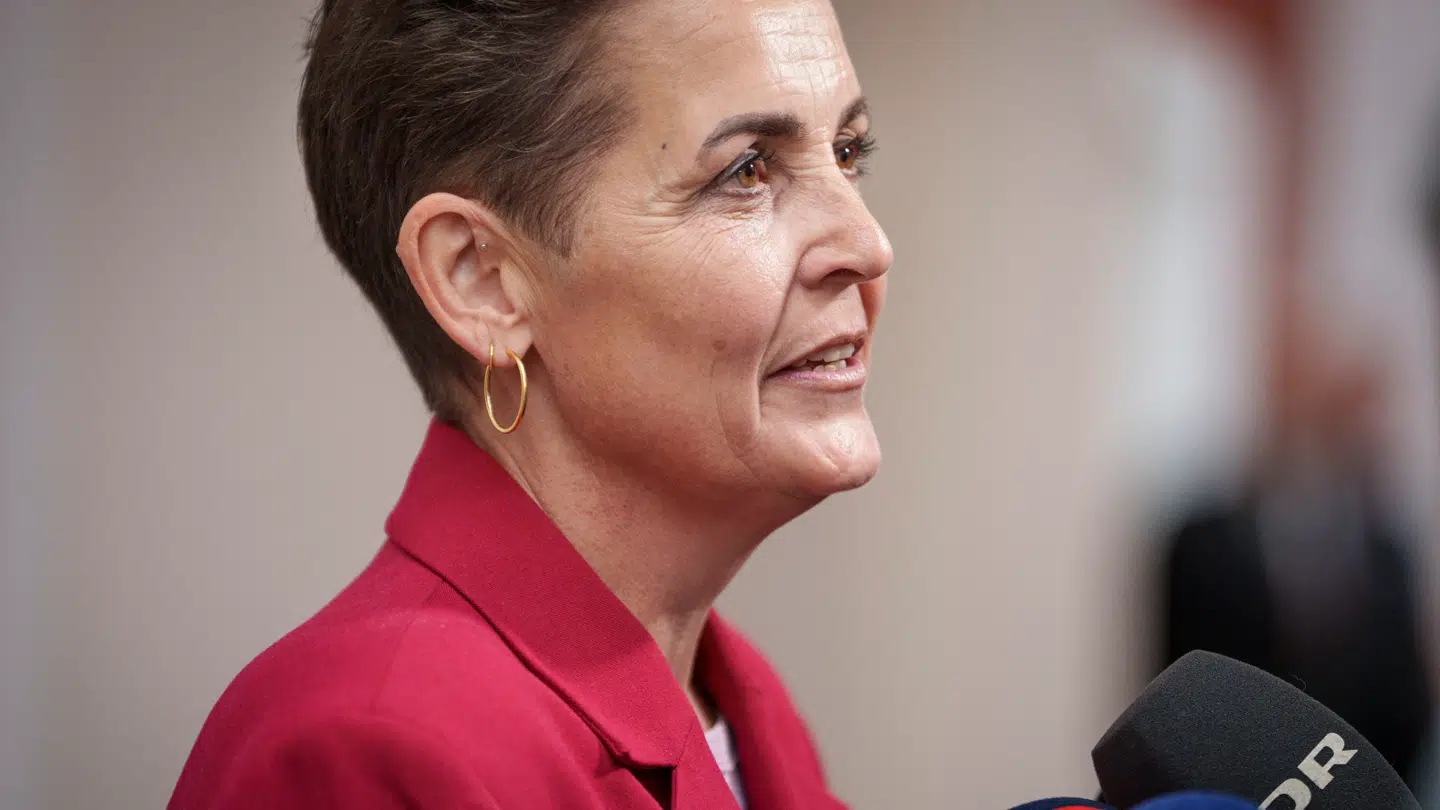 Økonomi- og indenrigsminister Pia Olsen Dyhr (SF) ankommer til SFs gruppemøde på Christiansborg i København, tirsdag den 16. juni 2026.. (Foto: Liselotte Sabroe/Ritzau Scanpix)
