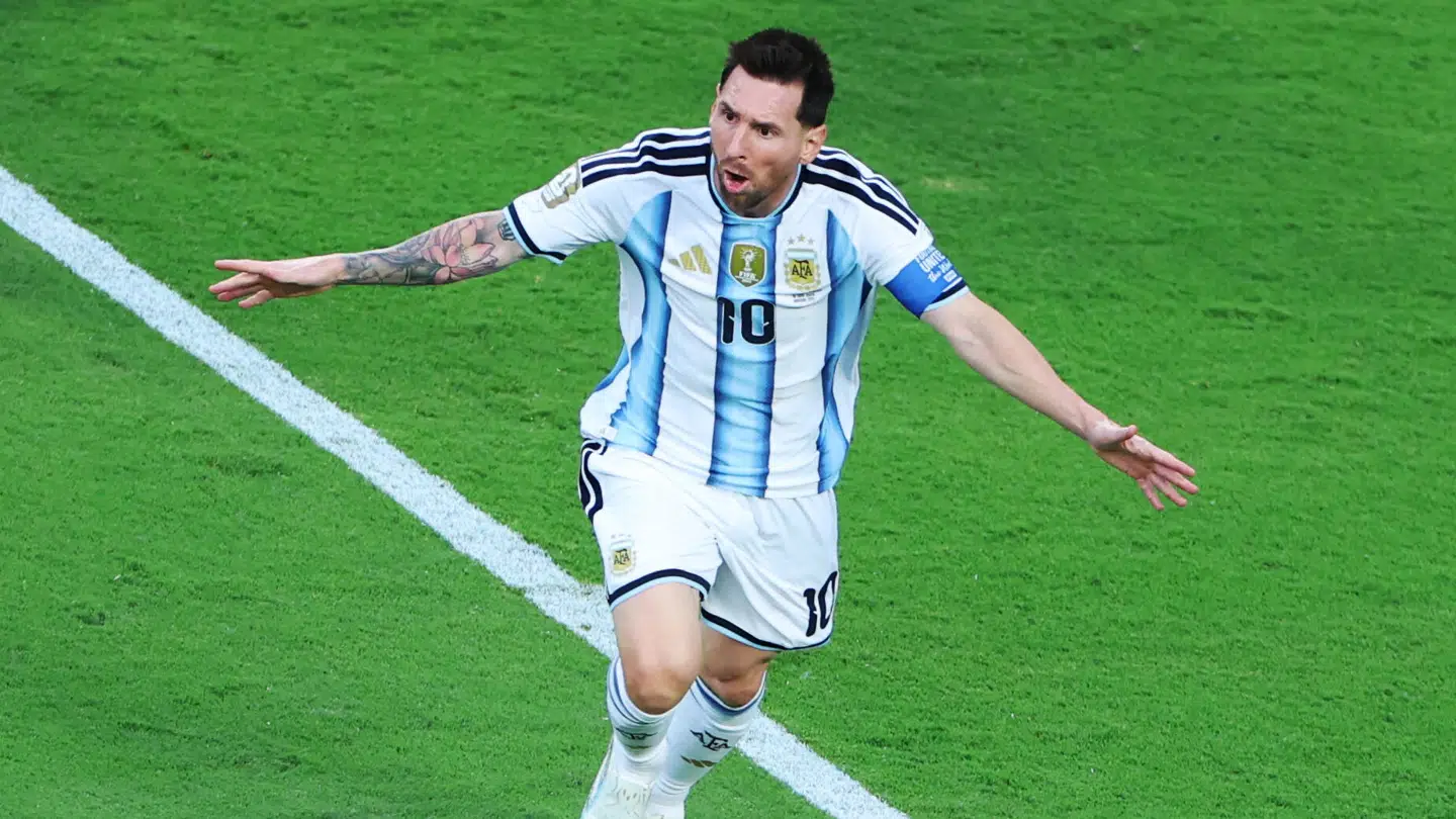 Lionel Messi sænkede Algeriet nærmest egenhændigt.