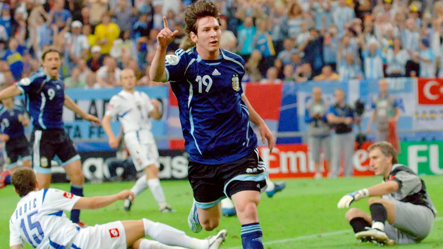 Sådan så det ud, da Messi scorede sit første VM-mål. Der er sket lidt siden.