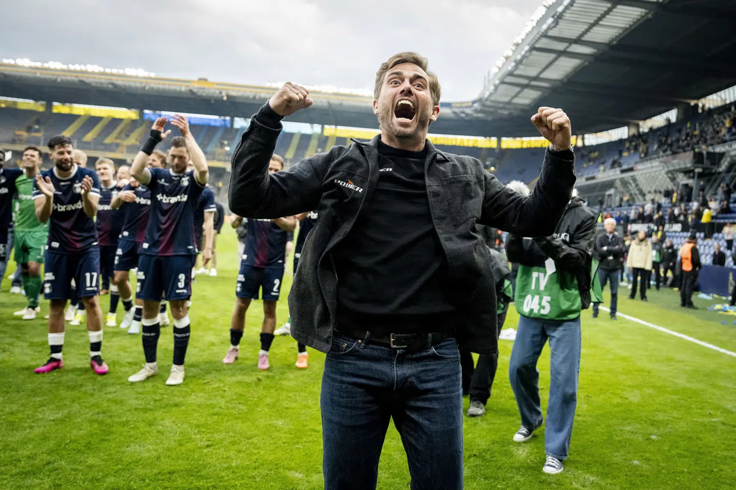 Succestræner Jakob Poulsen får onsdag sat navn på AGF's første modstander i Champions League-kvalifikationen. (Arkivfoto).