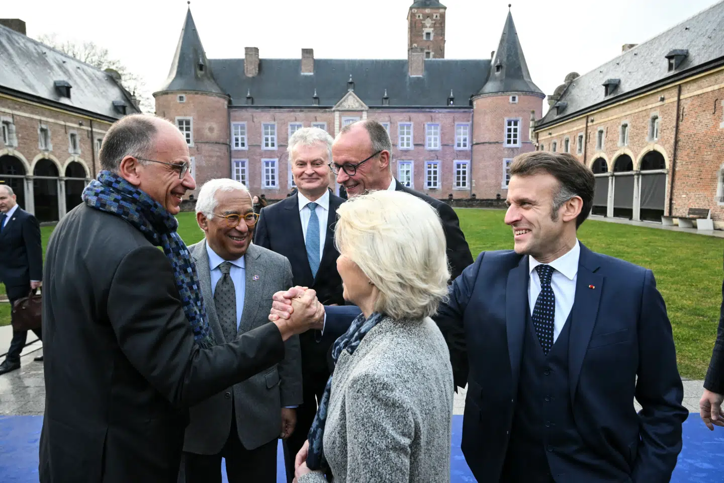 Topmødet i Bruxelles torsdag og fredag markerer startskuddet på måneders benhård kamp om EUs pengepung og prioriteter. Her ses flere top EU-folk tilbage i februar.