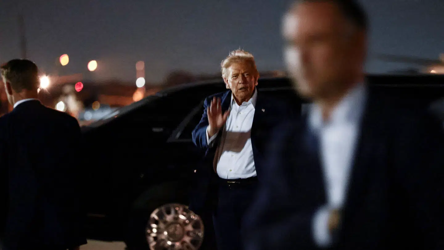 Her ses den amerikanske præsident, Donald Trump, ankomme til Joint Base Andrews i USA den 18. juni, efter han under et besøg i Frankrig, hvor han deltog i G7-topmøde, underskrev forståelsespapiret.