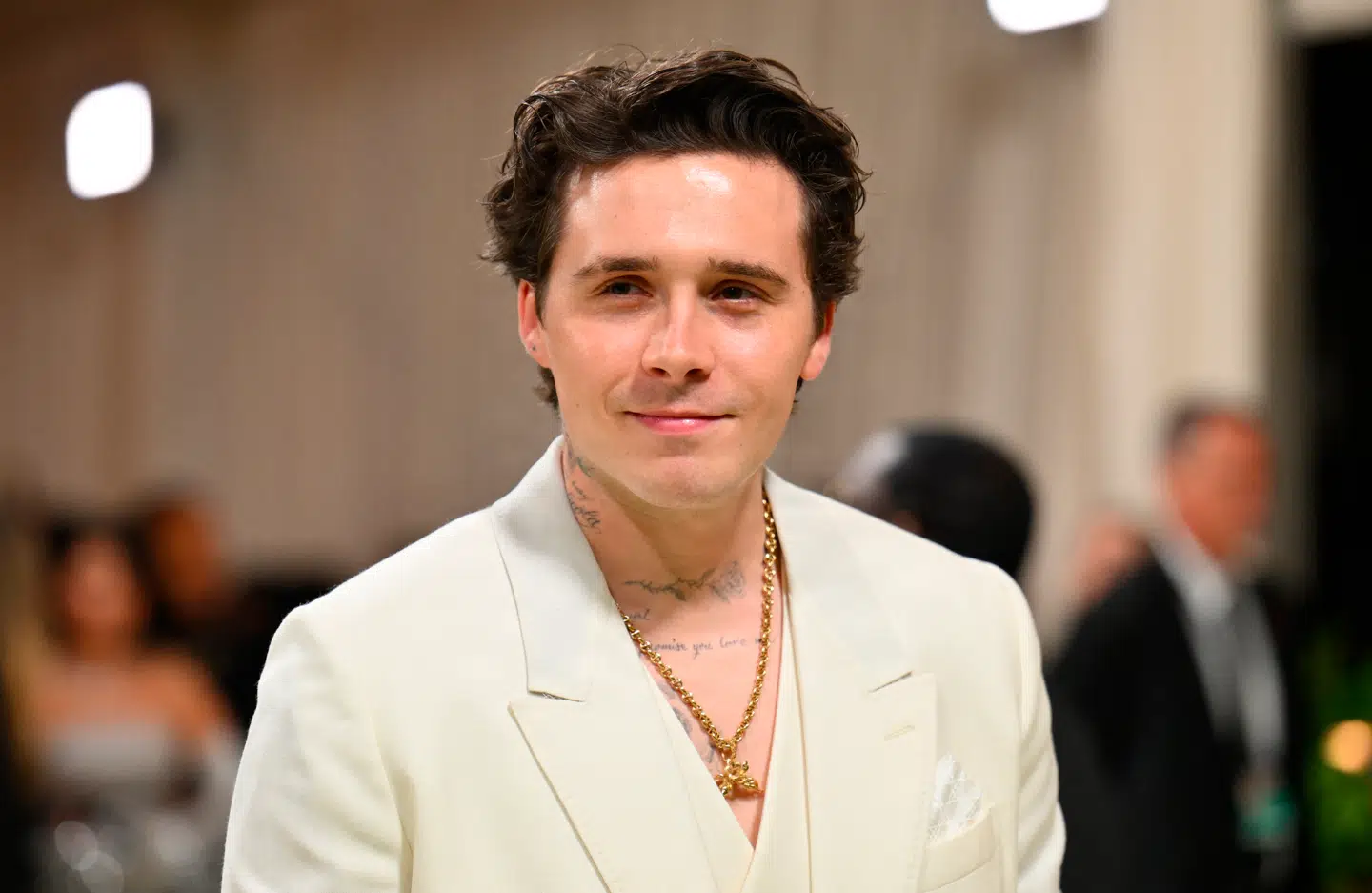 Brooklyn Peltz Beckham arrives for the 2024 Met Gala at the Metropolitan Museum of Art on May 6, 2024, in New York. The Gala radises money for the Metropolitan Museum of Art's Costume Institute. The Gala's 2024 theme is âÄSleeping Beauties: Reawakening Fashion. Angela WEISS / AFP
