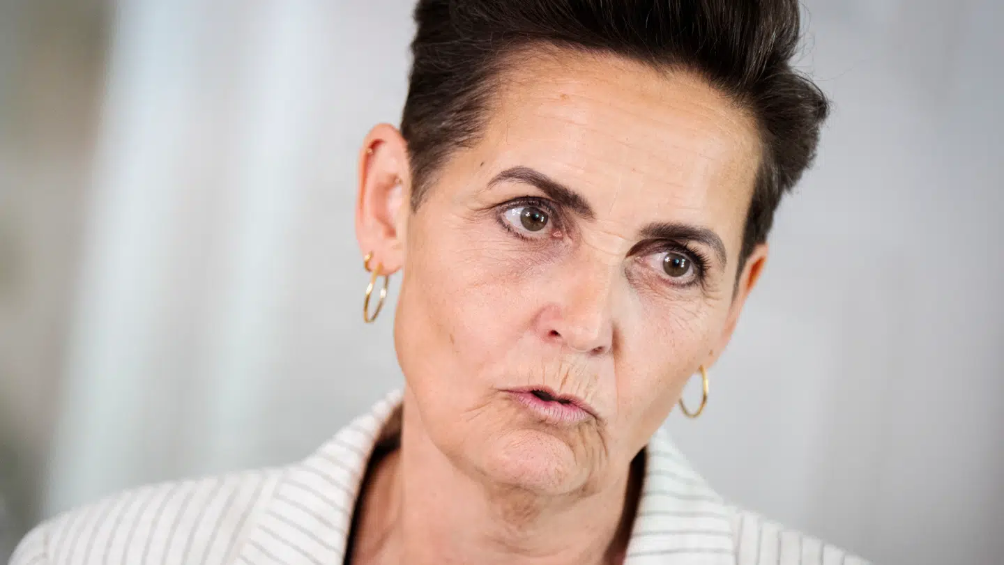 Pia Olsen Dyhr holdt pressemøde torsdag om kommunernes økonomi. Men hun forlod pressemødet, efter der blev spurgt til Thomas Nystrøm.