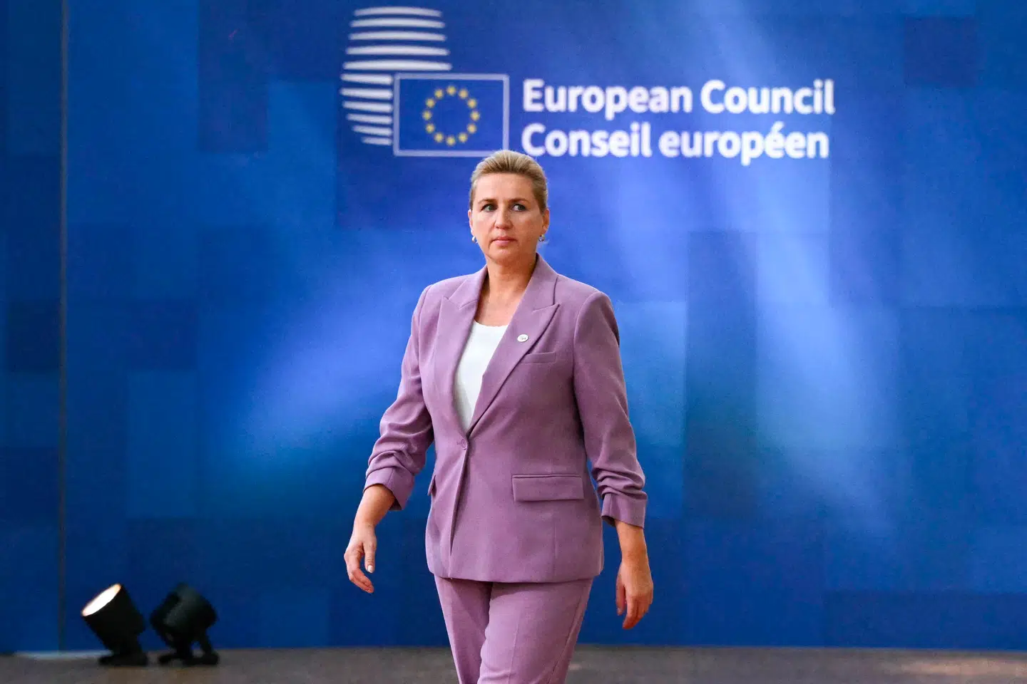 Mette Frederiksen tog torsdag til rådsmøde i Bruxelles og kom i den forbindelse med et markant løfte i et Berlingske-interview.