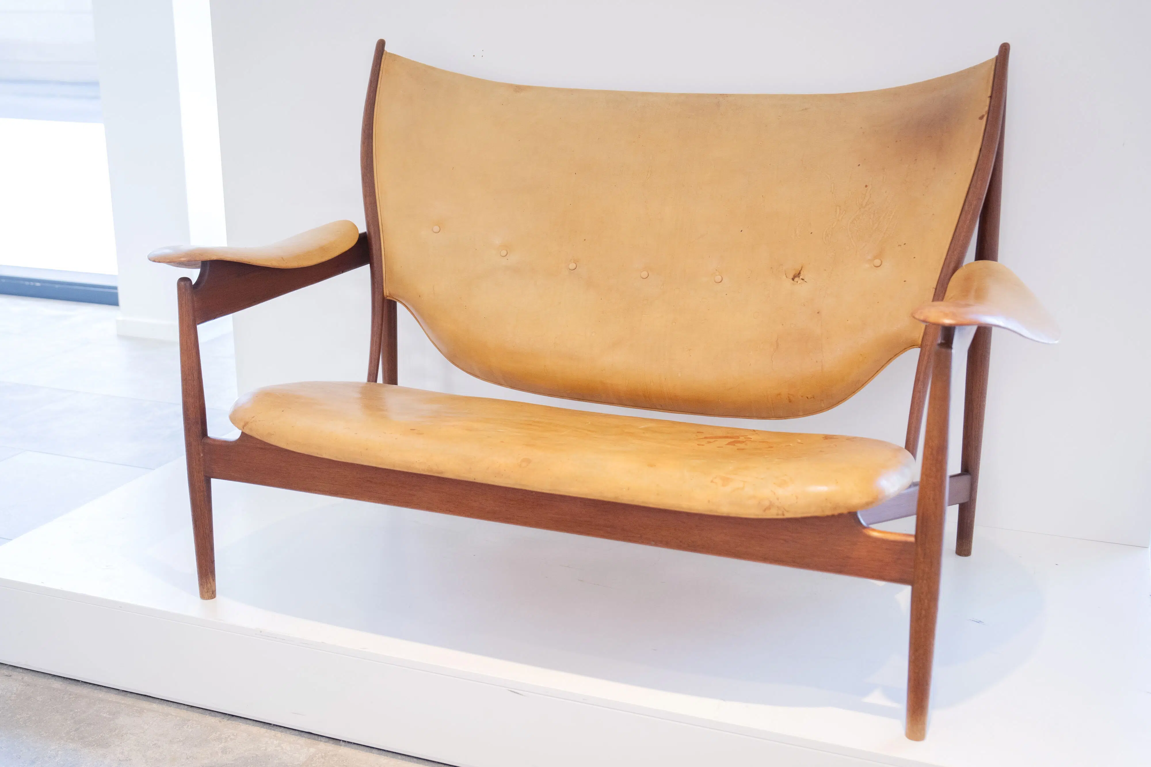 Rare Finn Juhl sofa sells for one million kroner at auction