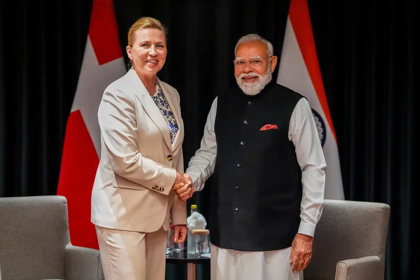 Statsminister Mette Frederiksen (S) har mødt Indiens premierminister Narendra Modi flere gange. Forholdet bliver nu beskrevet som så godt, at Frederiksen er på top tre over europæiske ledere, Modi har et godt øje til. Her ses de under et møde i Oslo i maj.