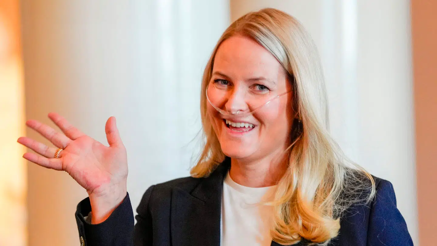 Mette-Marit skal til USA for at se Norges fodboldlandshold.