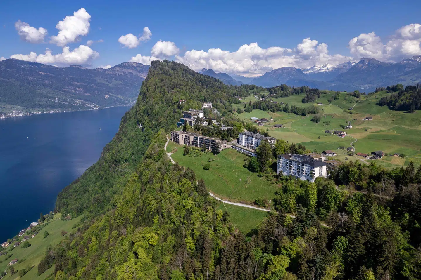 Et møde mellem Iran og USA skulle efter planen have fundet sted Bürgenstock-resortet i de schweiziske alper fredag. Mødet er aflyst, da et forståelsespapir er underskrevet digitalt. (Arkivfoto).