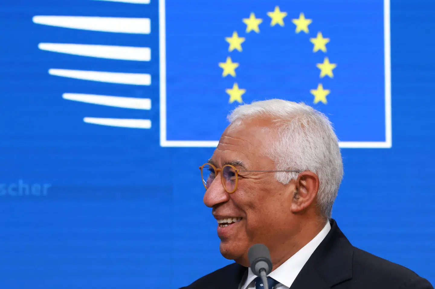 EU's præsident, António Costa, forsvarer sit forsøg på at åbne en diplomatisk kanal til Rusland. Målet er ikke at forhandle fred, siger Costa.