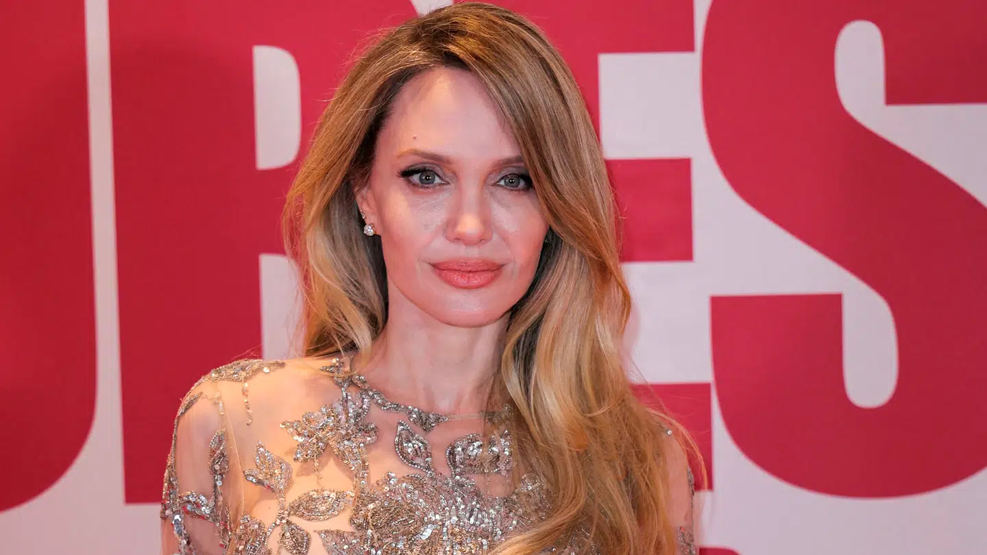 Angelina Jolie før visningen af filmen 'Couture' i Paris tilbage i februar 2026.