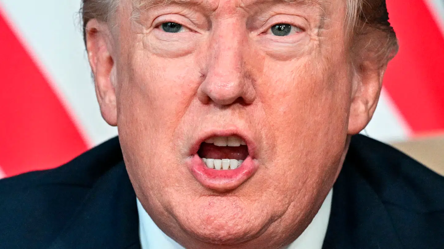 Donald Trump underskrev onsdag et udkast til en fredsaftale med Iran.