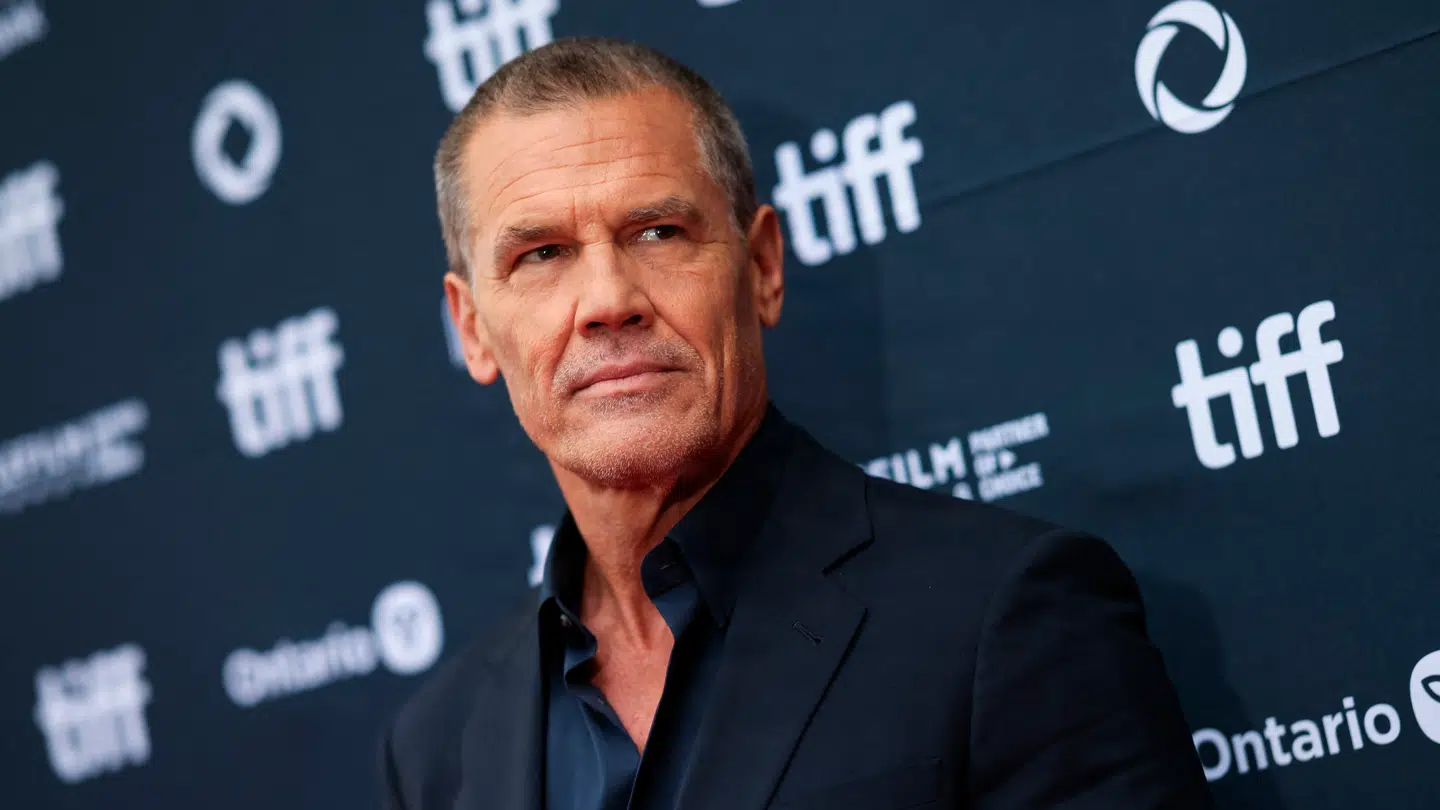 Hollywood-stjernen Josh Brolin er også nævnt i materialet om den eksklusive sammenslutning af tech-, medie- og magtprofiler.