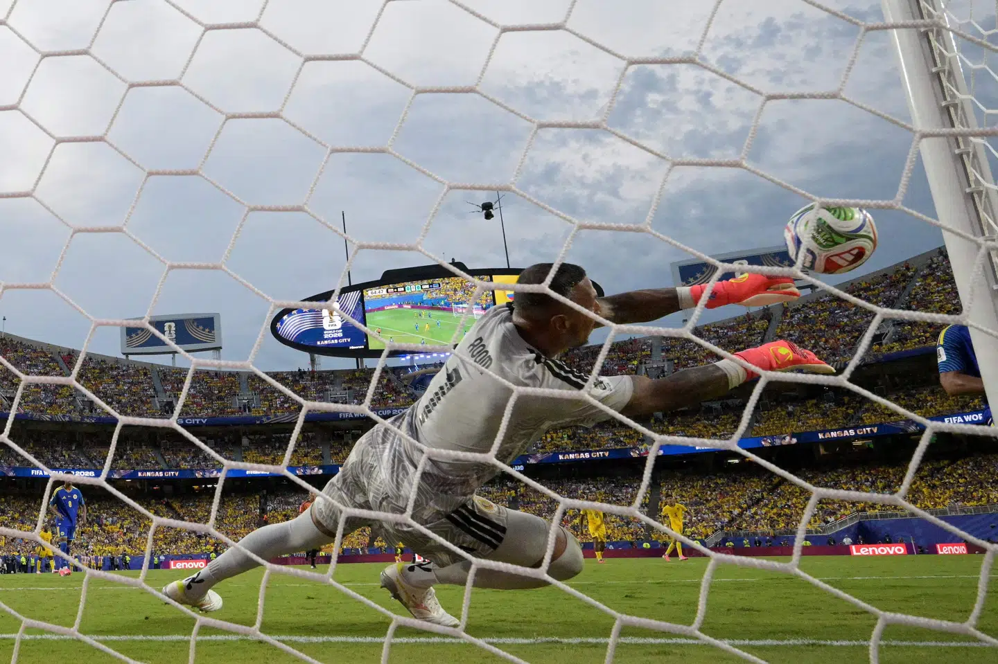 Ingen kunne få bolden forbi Eloy Room i Curacaos mål, da miniputnationen spillede 0-0 mod Ecuador ved VM i fodbold.