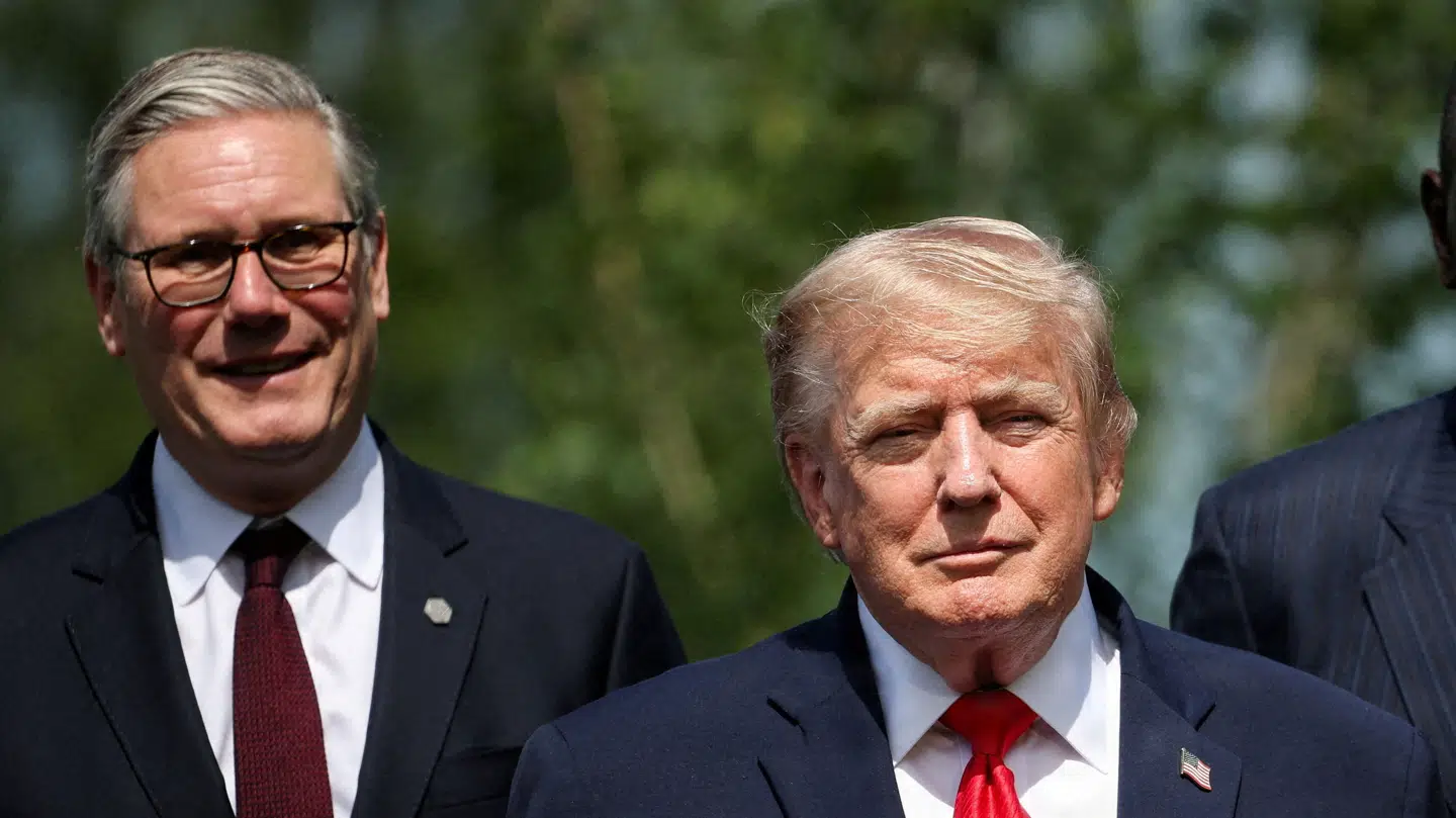 Donald Trump skriver, at Keir Starmer vil træde tilbage.