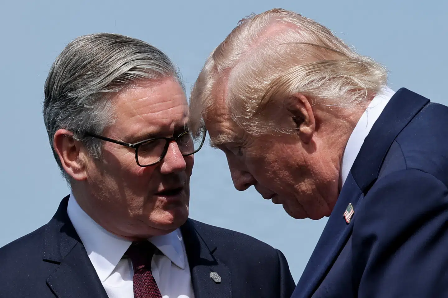 Donald Trump og Keir Starmer taler under G7-møde i Evian-les-Bains tidligere i juni. (Arkivfoto).