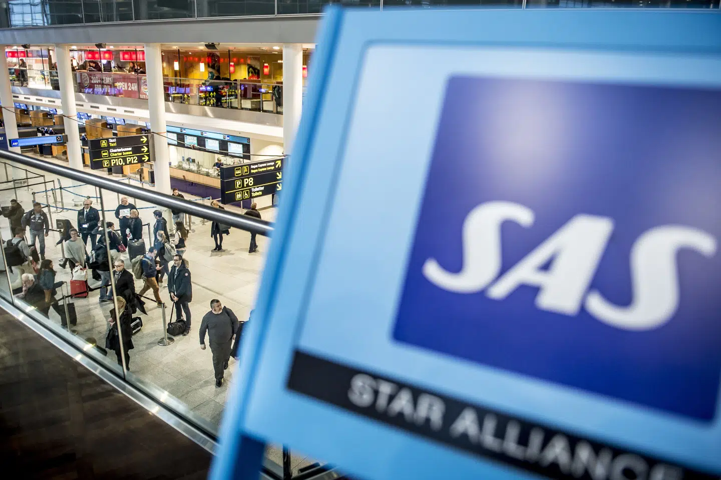 Lange ventetider ved paskontrollen i Københavns Lufthavn fik SAS til at planlægge at flytte en del af sin trafik til Sverige. (Arkivfoto).