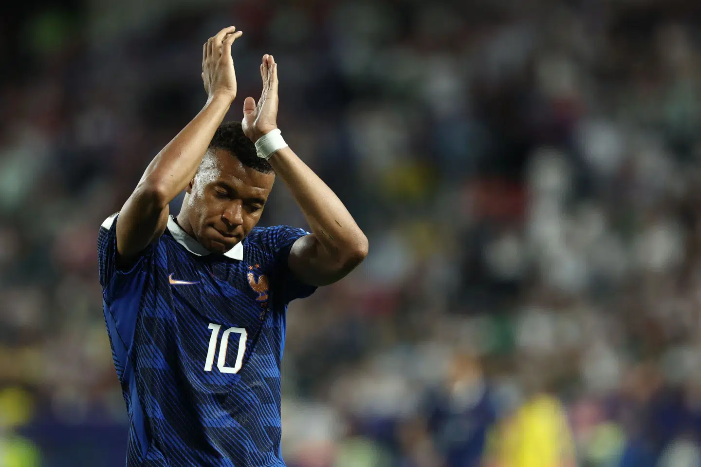 Kylian Mbappé rundede 100 landskampe for Frankrig i 3-0-sejren over Irak. Den 27-årige angriber scorede de to første mål.