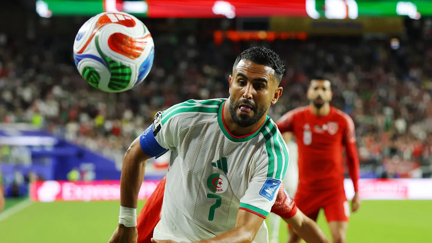 Mahrez nåede dog at lægge op til Algeriets ene scoring.