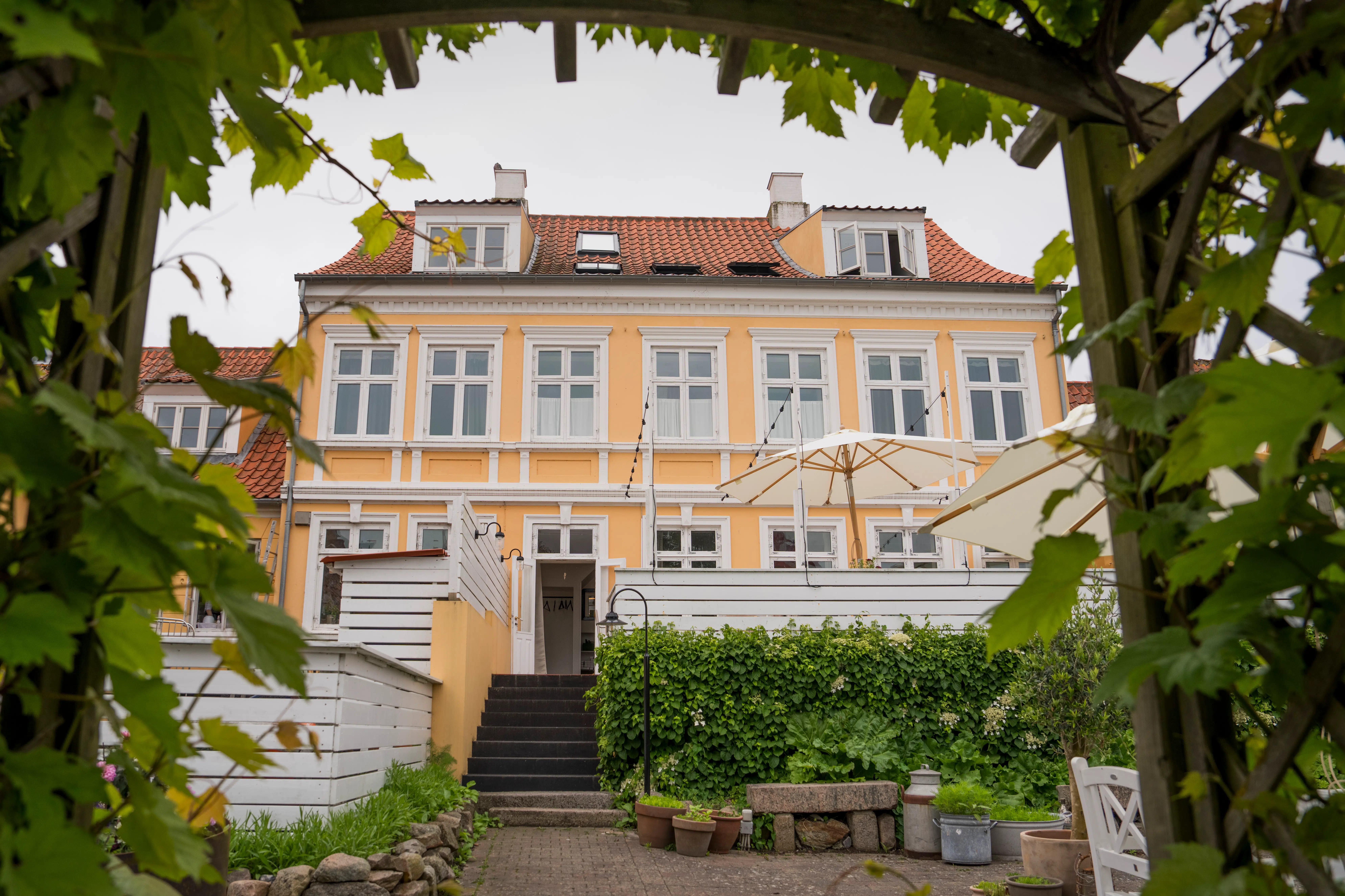 Berlingskes anmelder blæst bagover af vandkantsidyl: Er du vimmer, hvor det smagte godt!