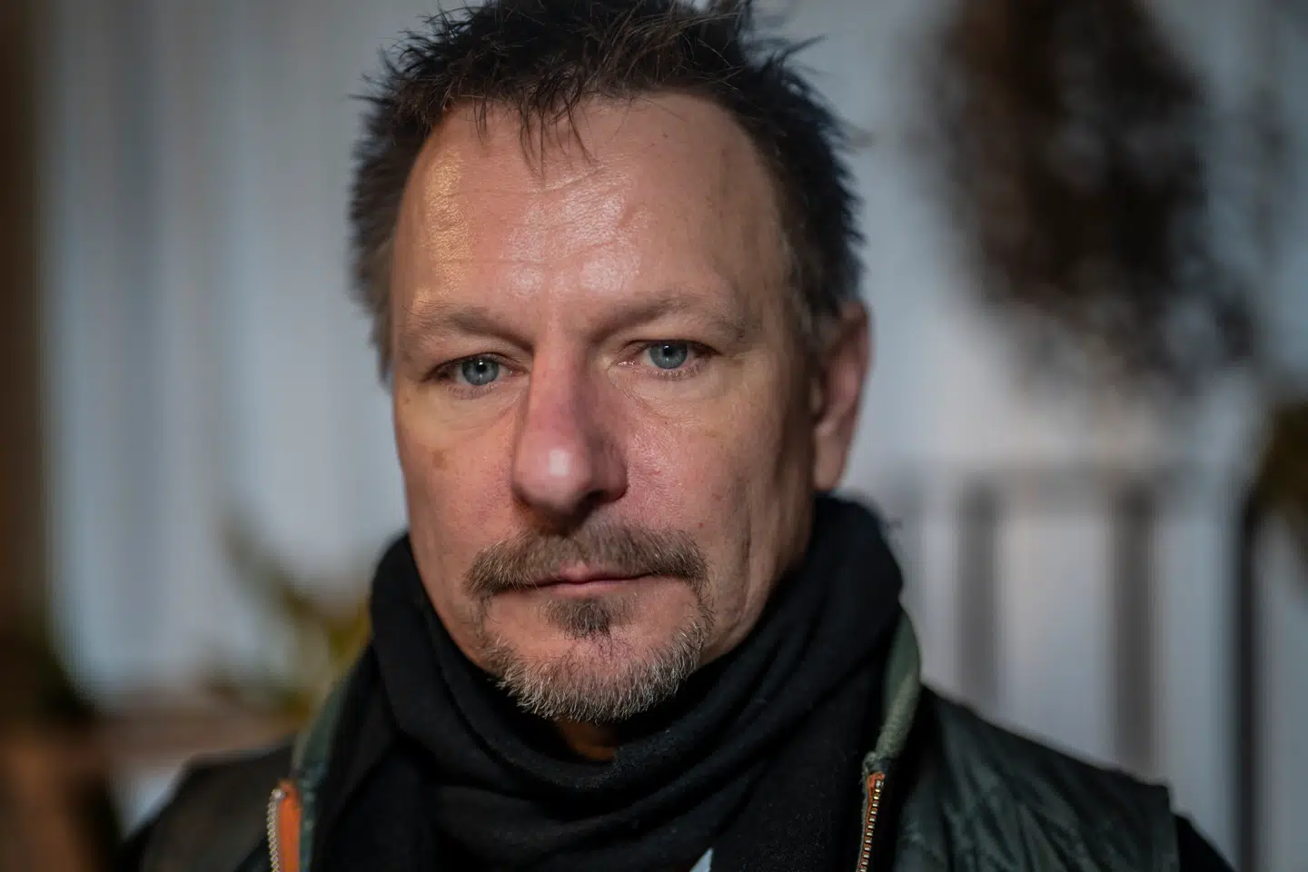 54-årige Jonas Preisler er sammen med otte andre familiemedlemmer blevet sigtet for ikke at forsøge at redde sin fars liv, da faren havde begået selvmord.