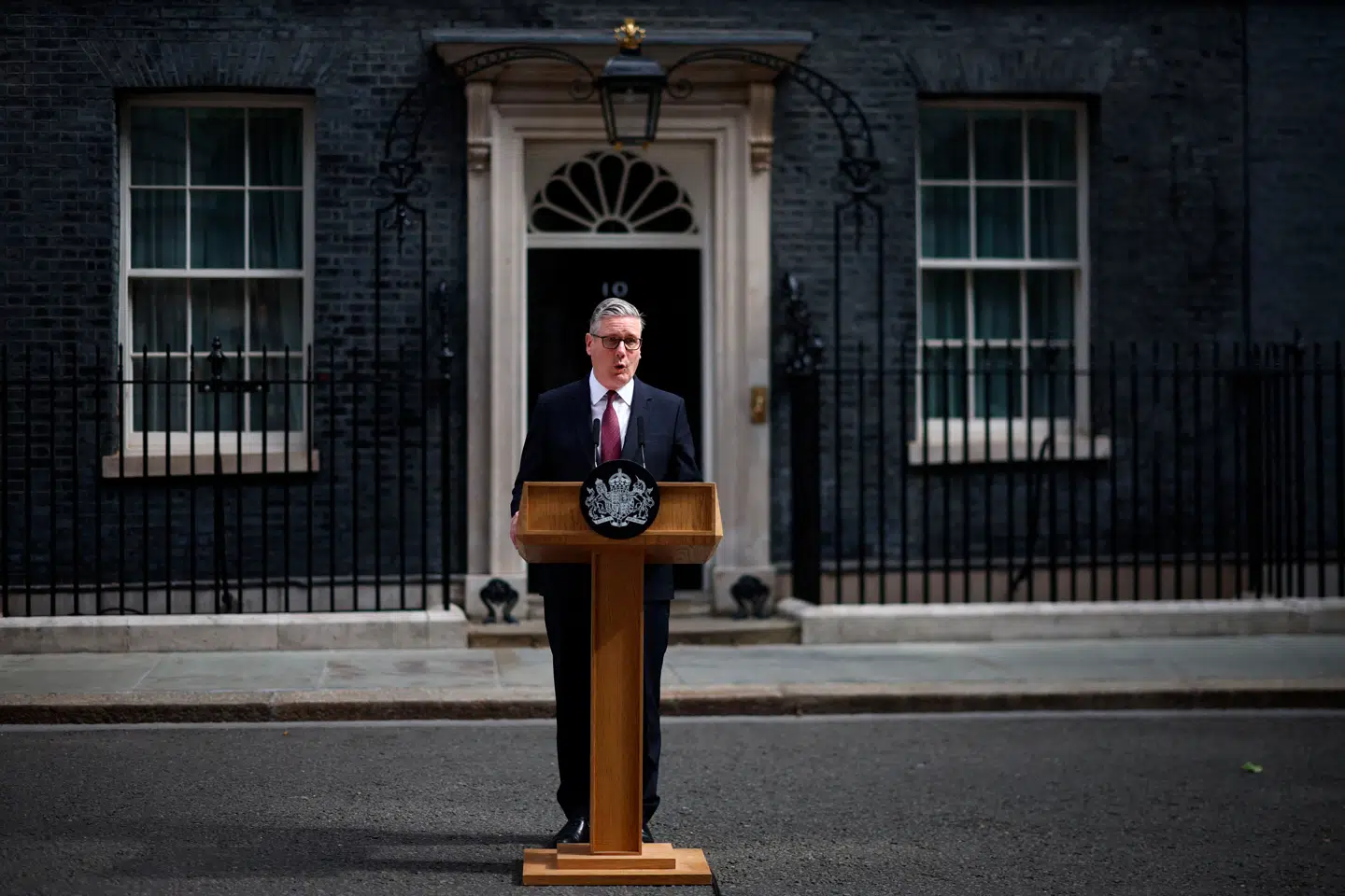 Farvel og tak! Keir Starmer var den sjette premierminister, som briterne har slidt op siden de for præcis ti år siden stemte sig ud af EU.