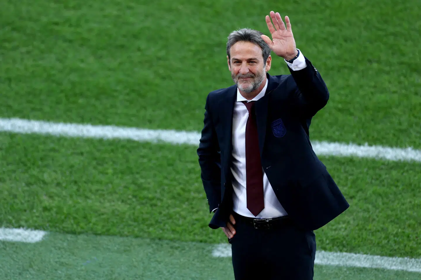 Thomas Christiansen, der er landstræner for Panama, vinkede til publikum under VM-kampen mod Kroatien. Panama må også vinke farvel til VM efter gruppespillet ovenpå to nederlag i træk.