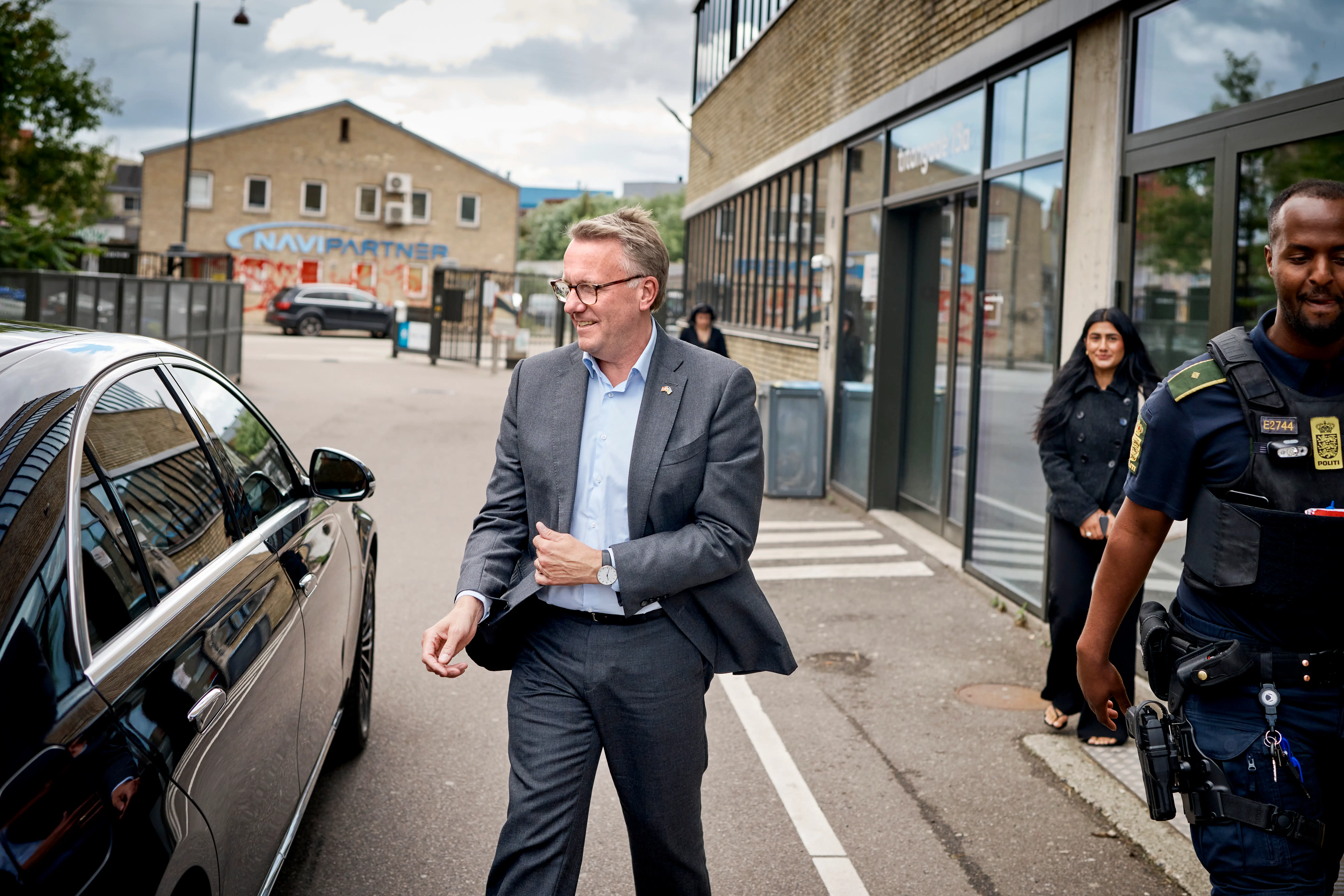 Regeringen skylder svar på, hvordan udrejsecentre kan overholde menneskerettighederne