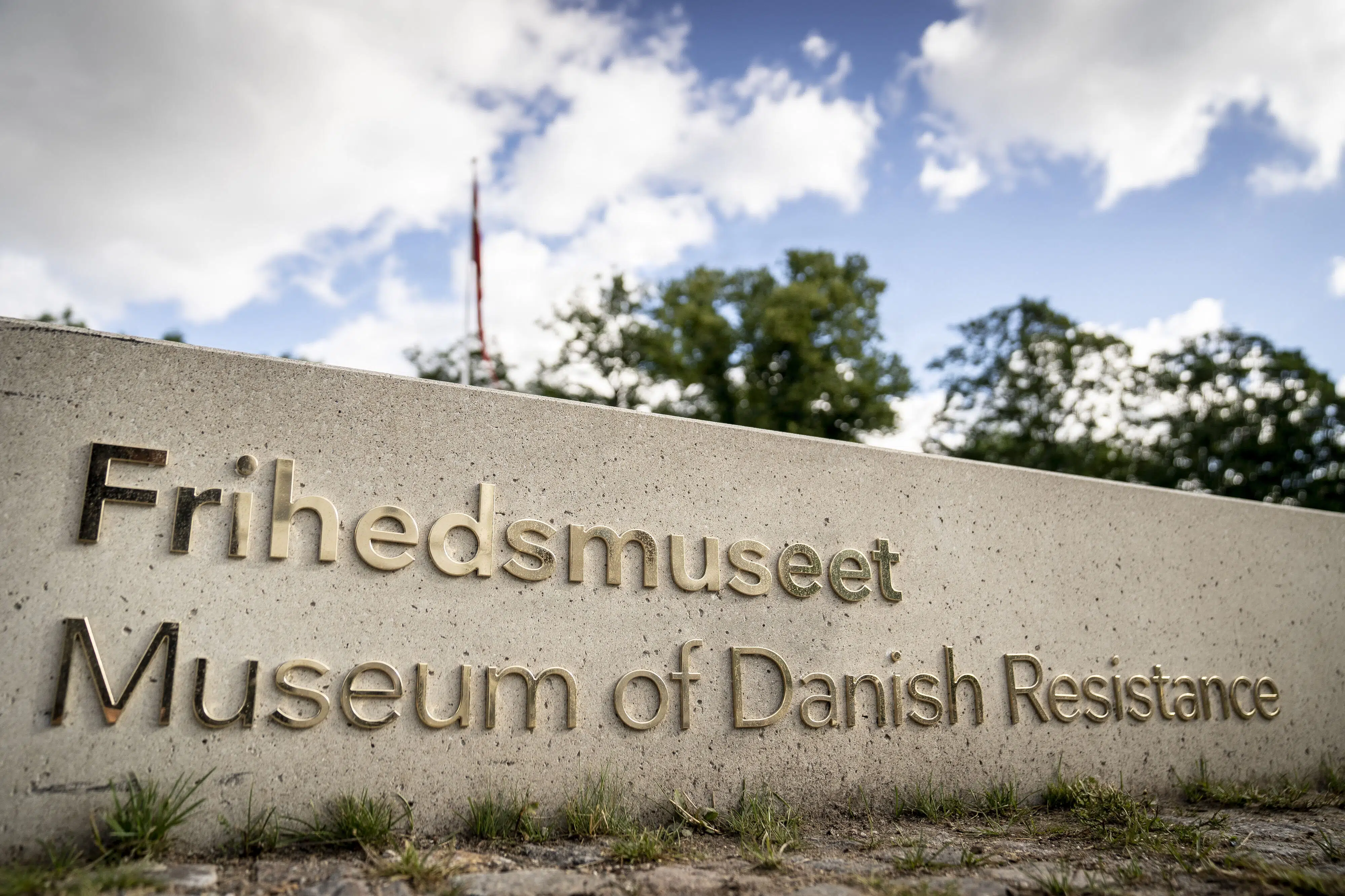 Dronning Margrethes fond giver 250.000 til statue af modstandskvinde