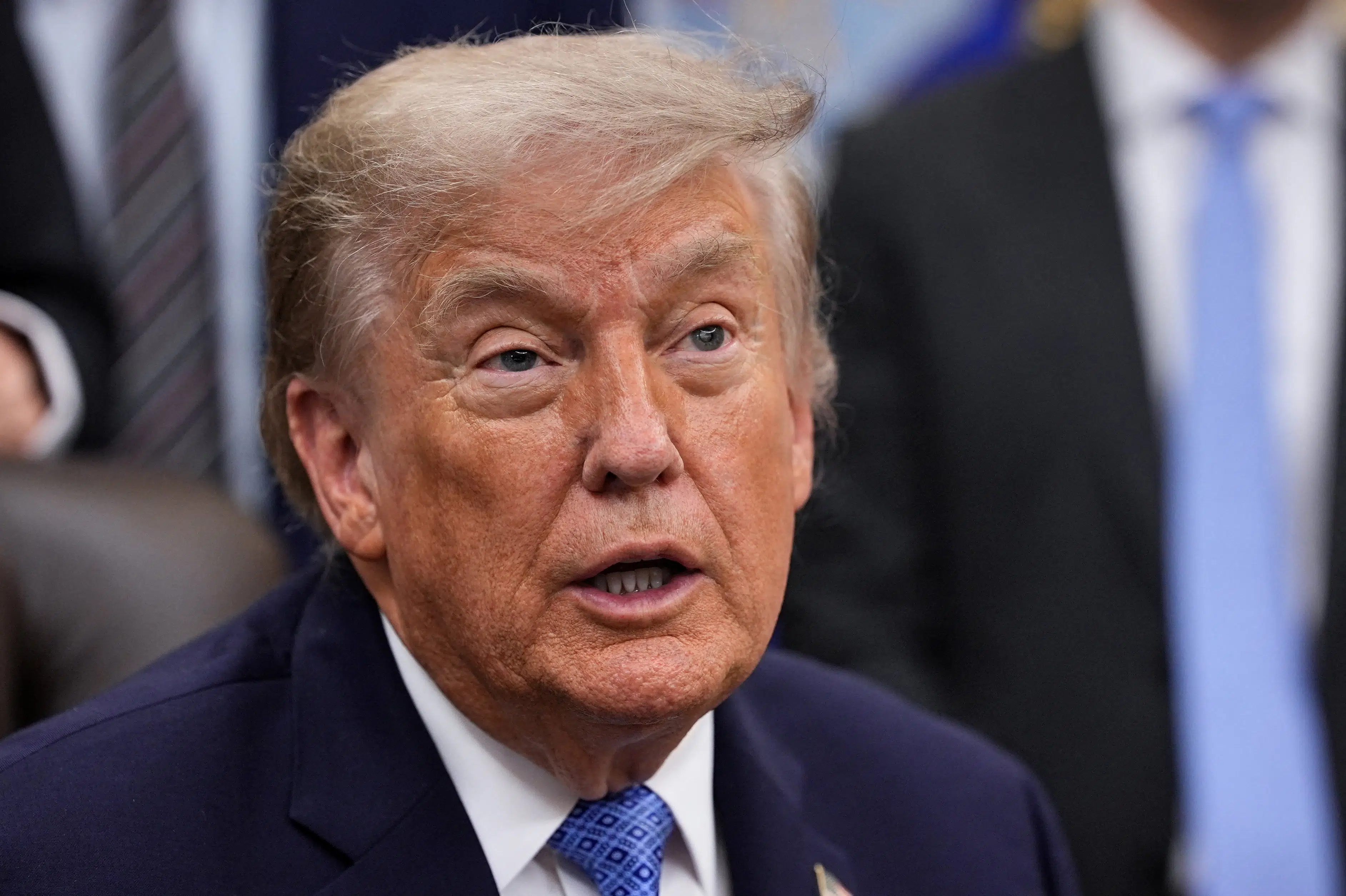 Trump beskylder Iran for aftalebrud og truer med ødelæggelse