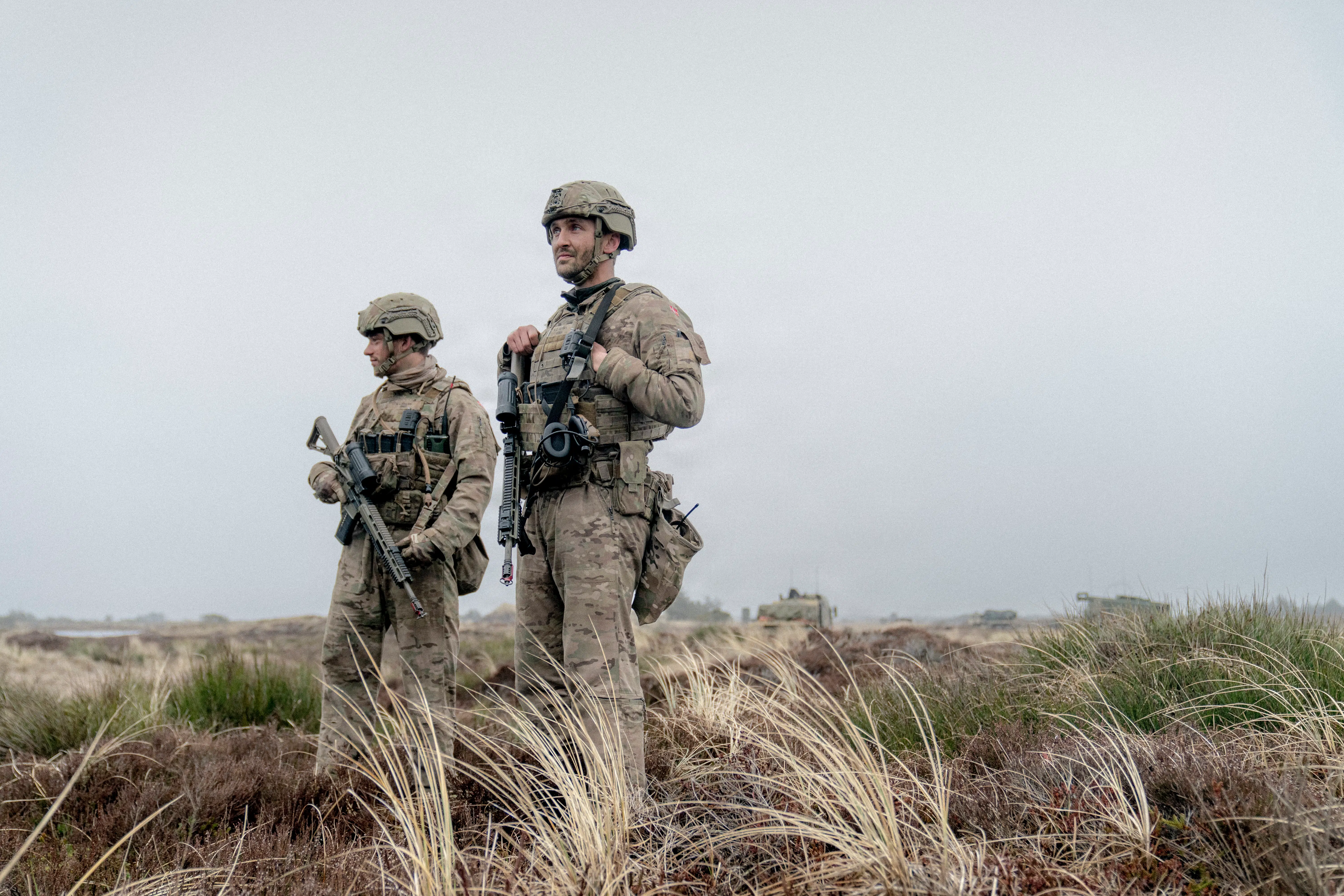 Danmark opruster ikke kun med kanoner og soldater. Bureaukraterne vælter ind i Forsvaret