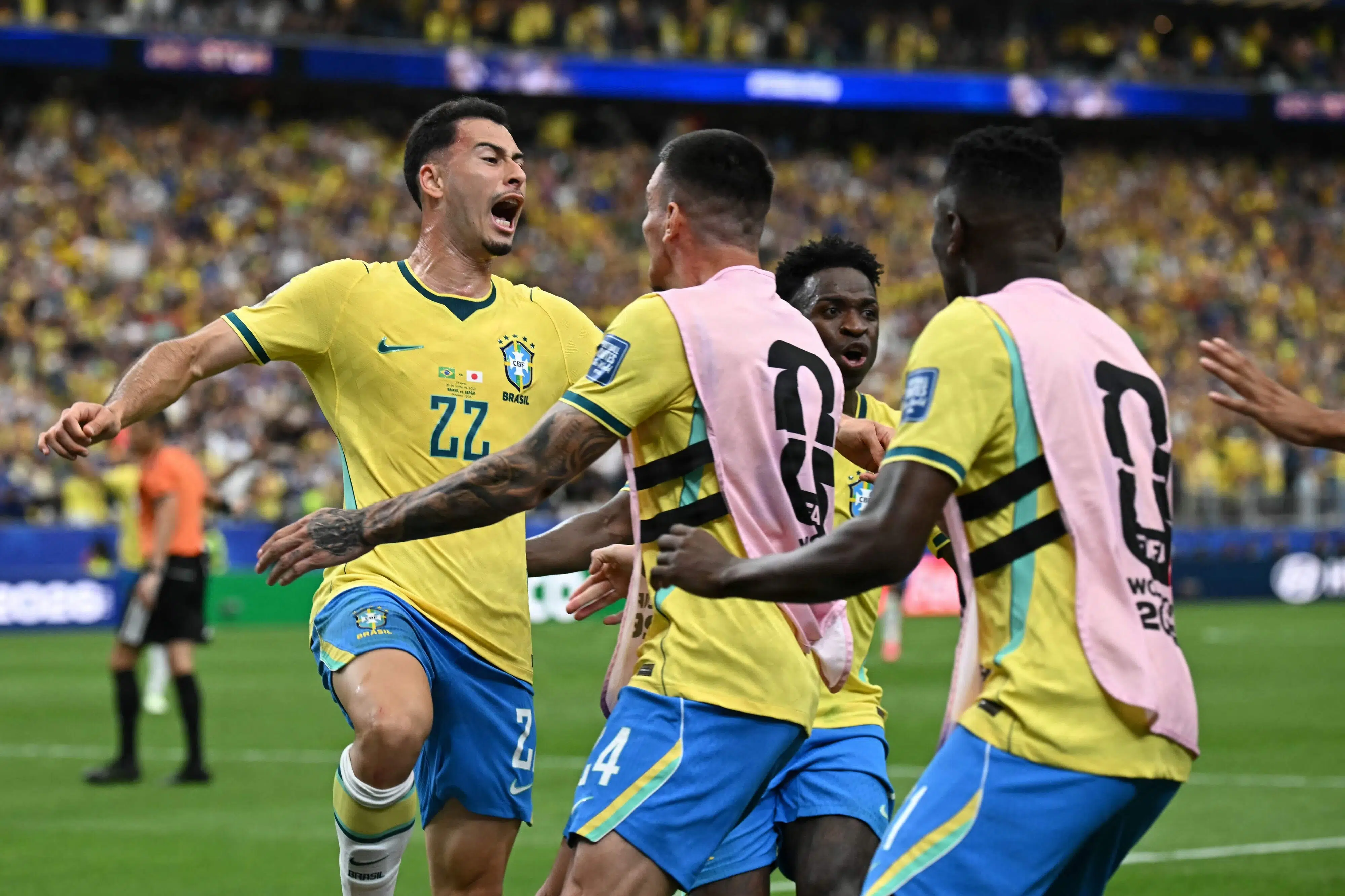 Brasiliansk overtidsmål sender Japan ud af VM