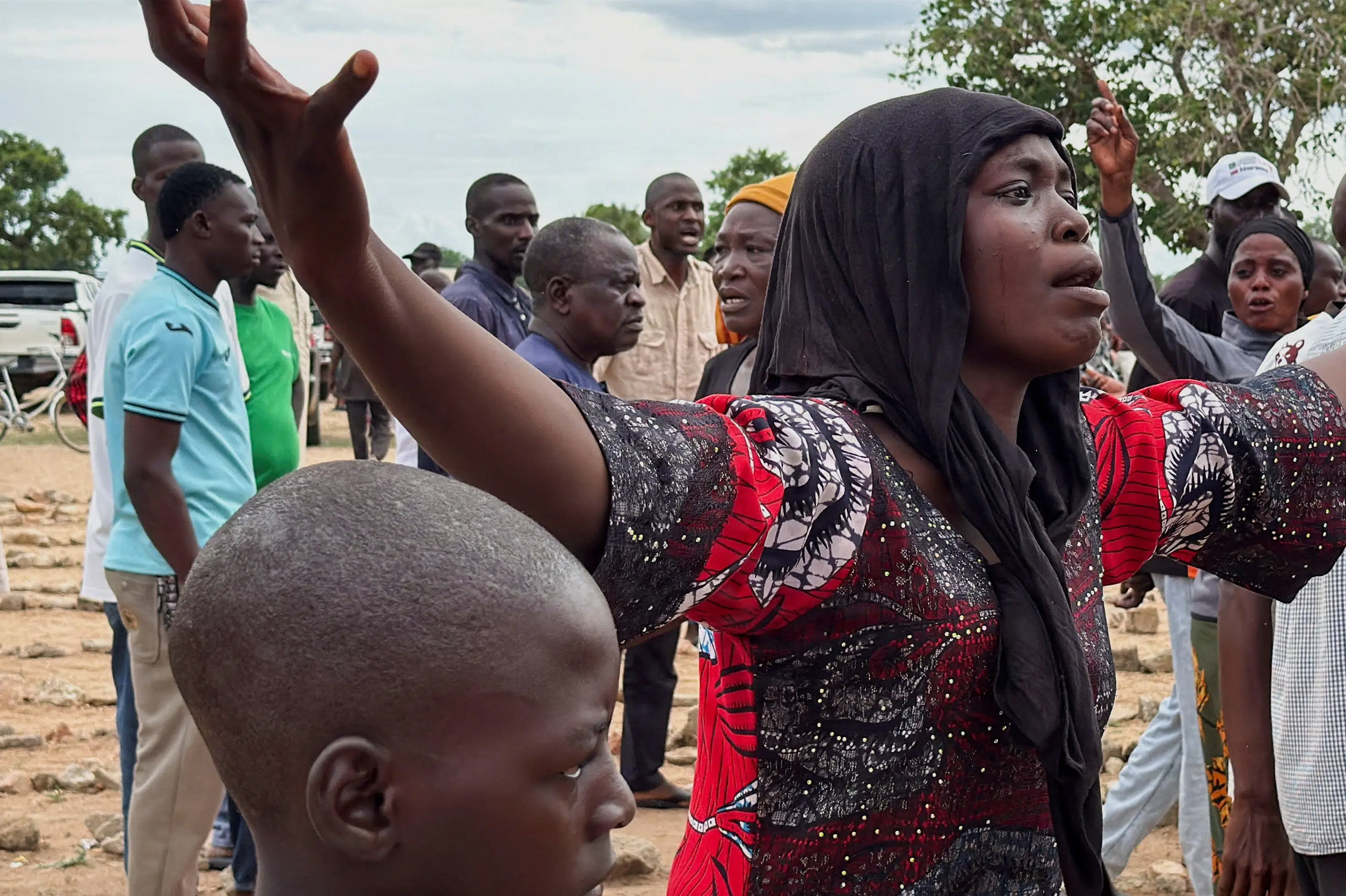 37 elever er fortsat savnet efter angreb under eksamener i Nigeria