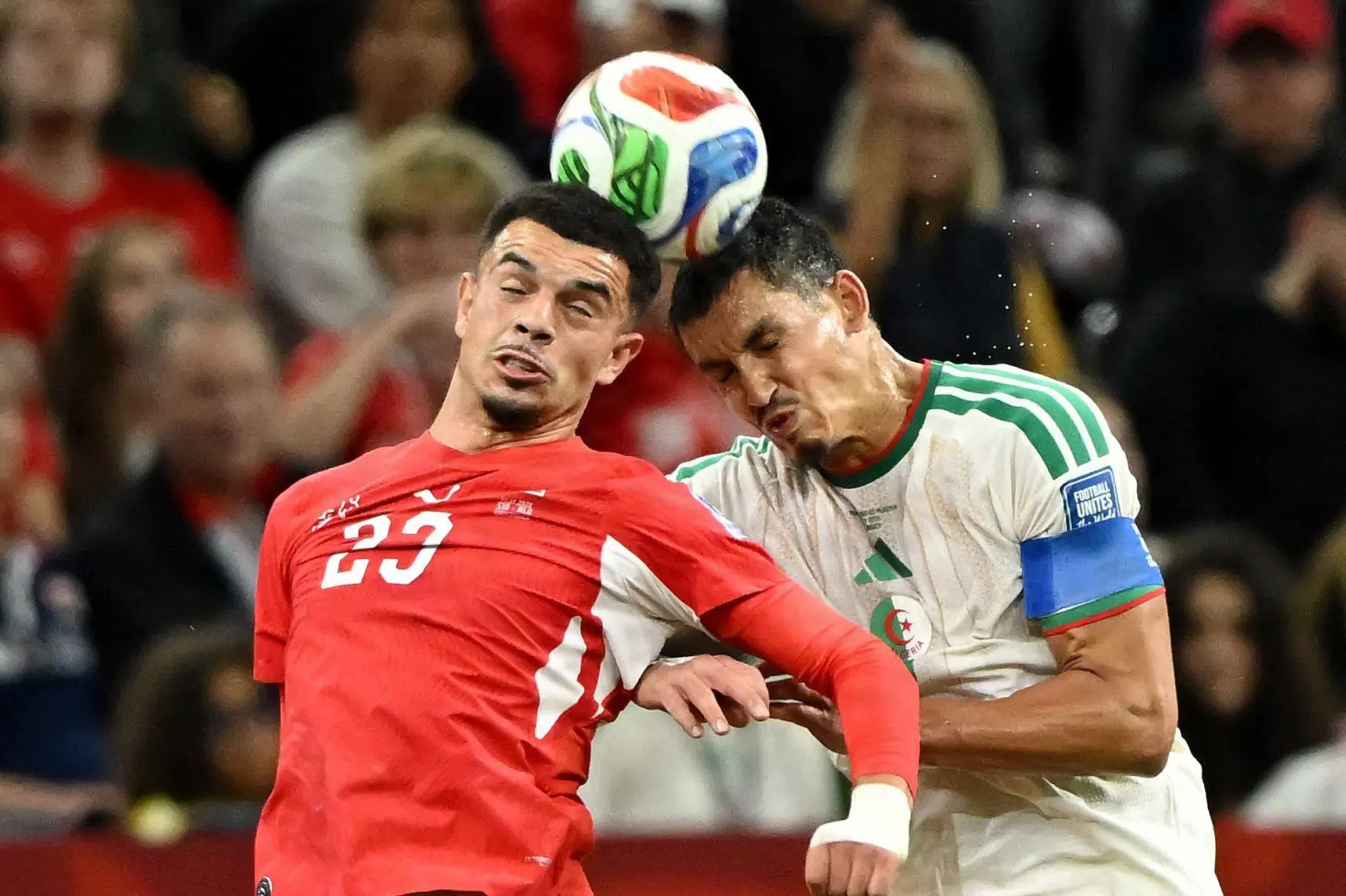 Schweiz bryder forbandelse med VM-avancement mod Algeriet