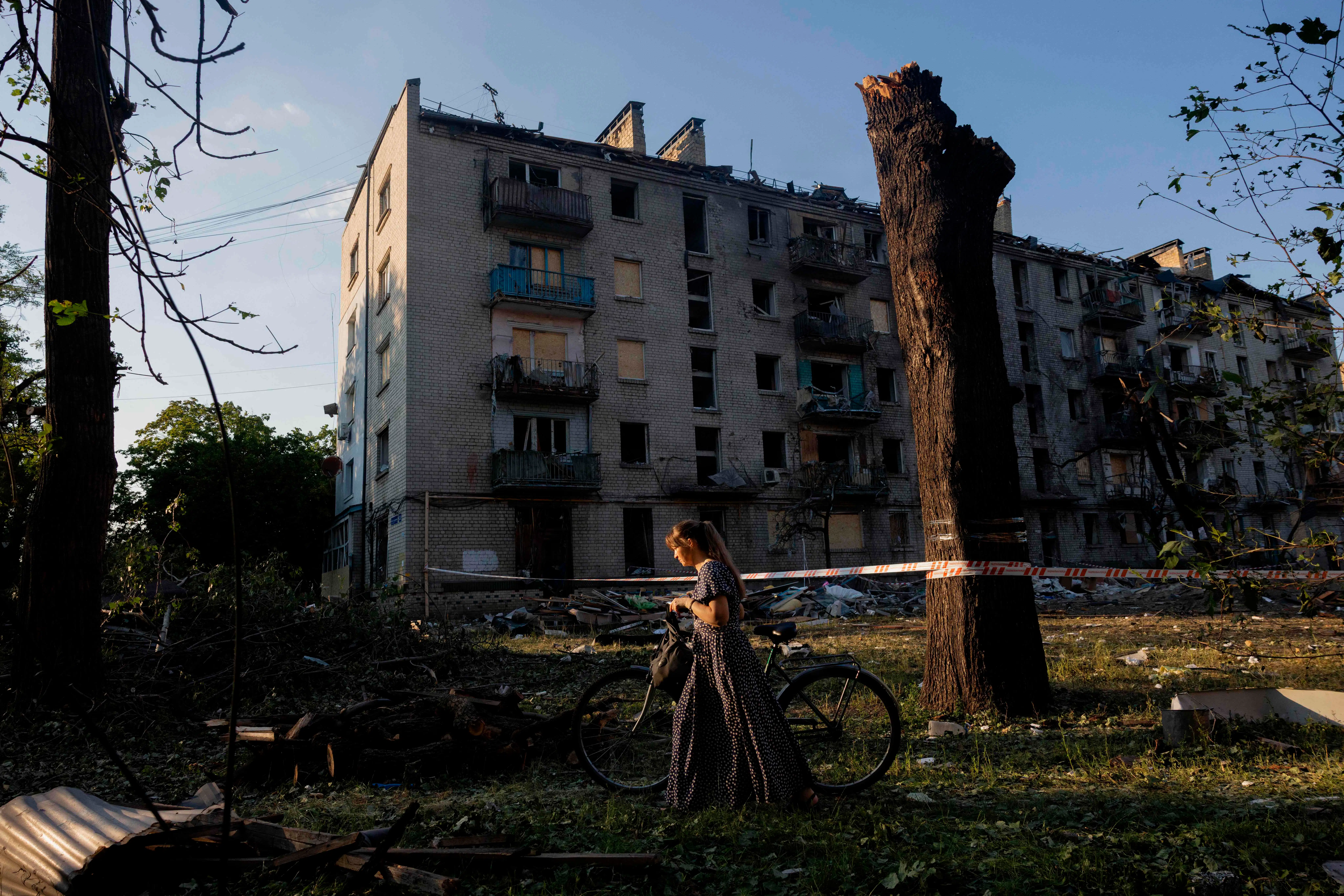 Kyiv sunder sig efter krigens hidtil værste angreb: Her er de »militære mål«