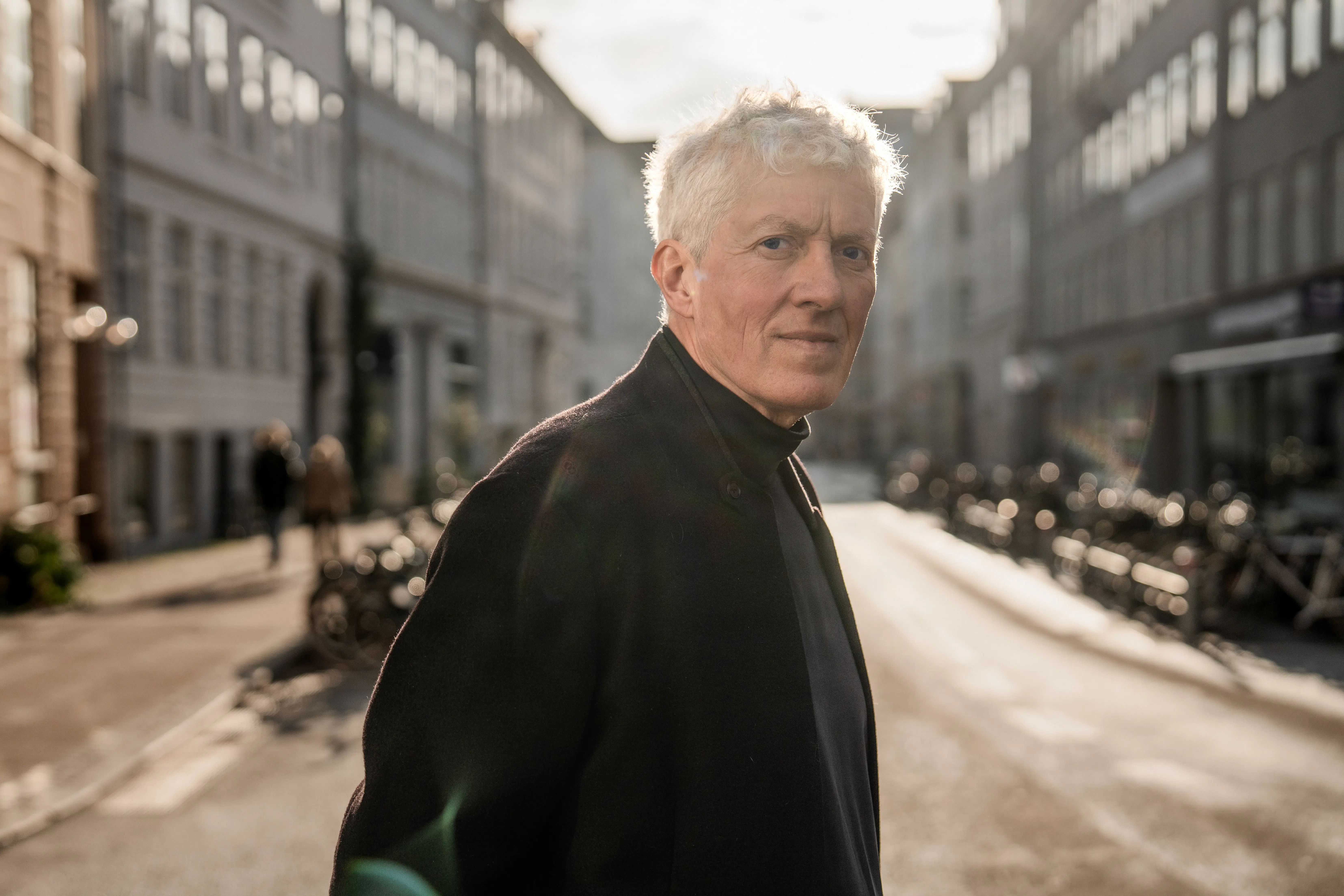 Strøget har mistet sin sjæl: Arkitekturredaktør vil »rewilde« gågaden og lukke bilerne ind igen