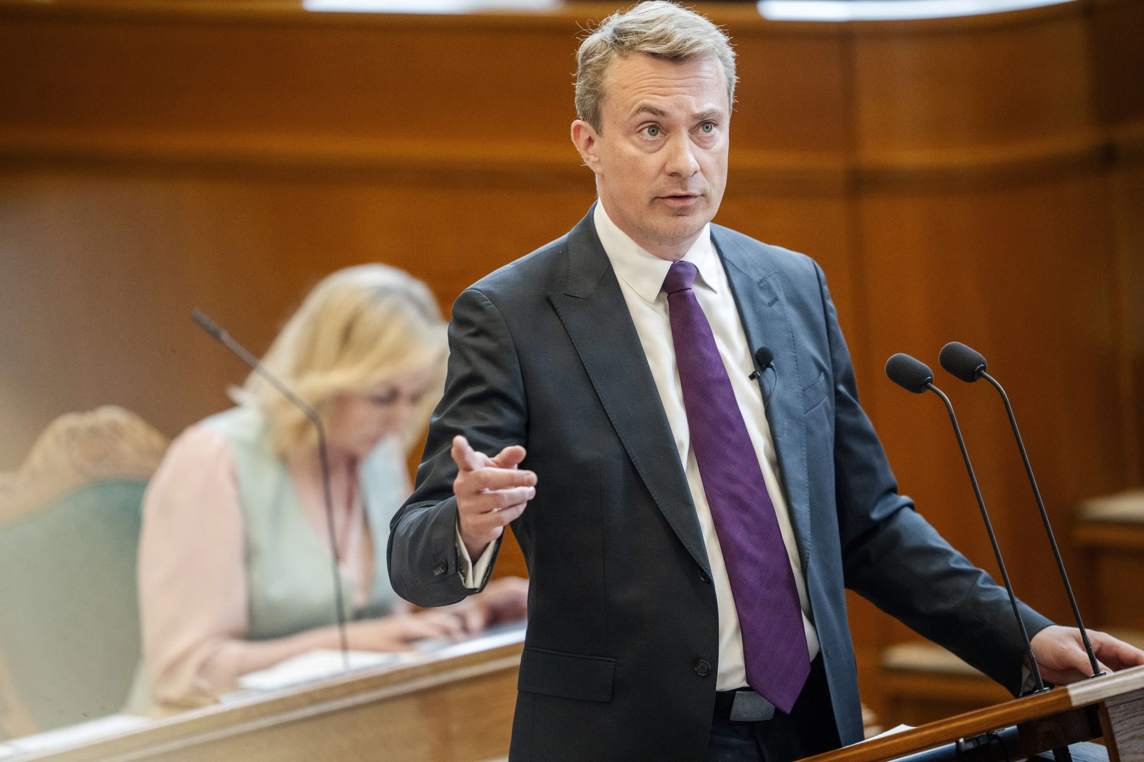 DF-top fyrer lokalformand få timer efter offentlig kritik