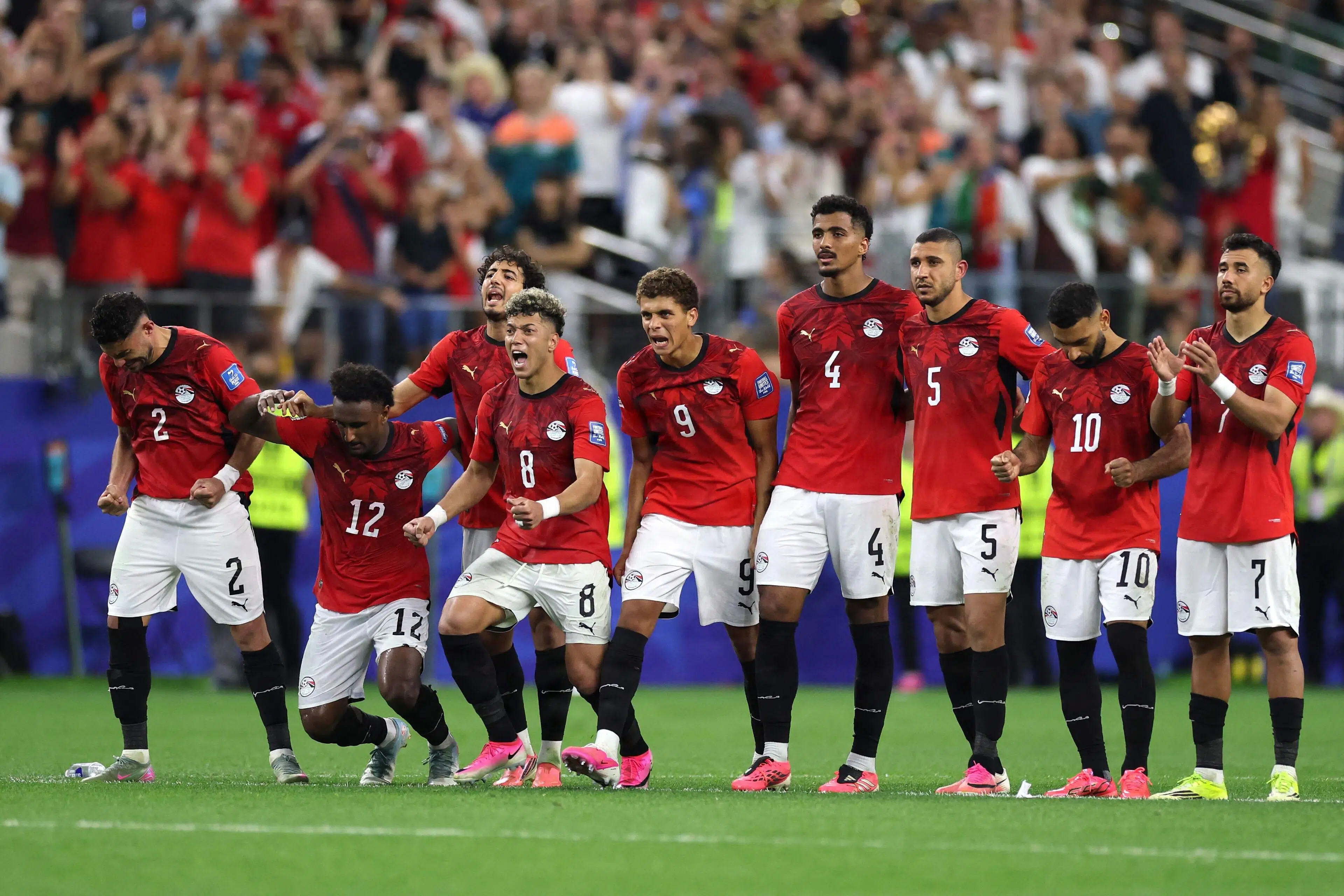 Egypten er bedst fra pletten og går videre i VM