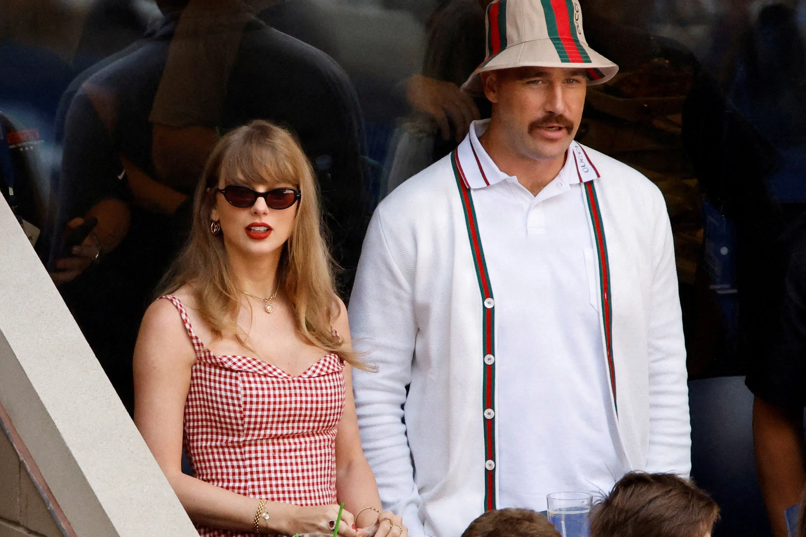 Taylor Swift og Travis Kelce er blevet gift i New York