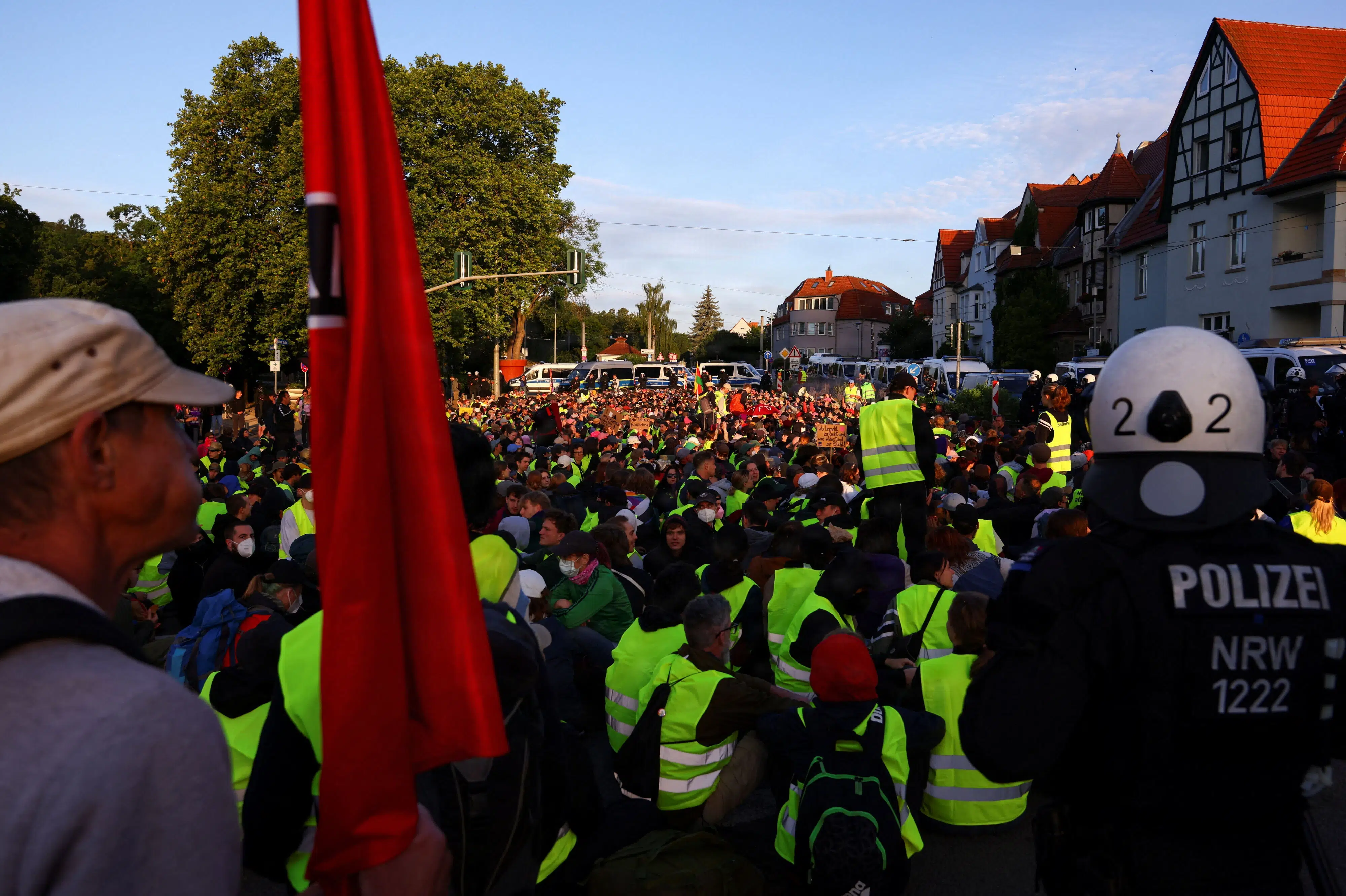 Thousands protest German far-right AfD party at annual congress
