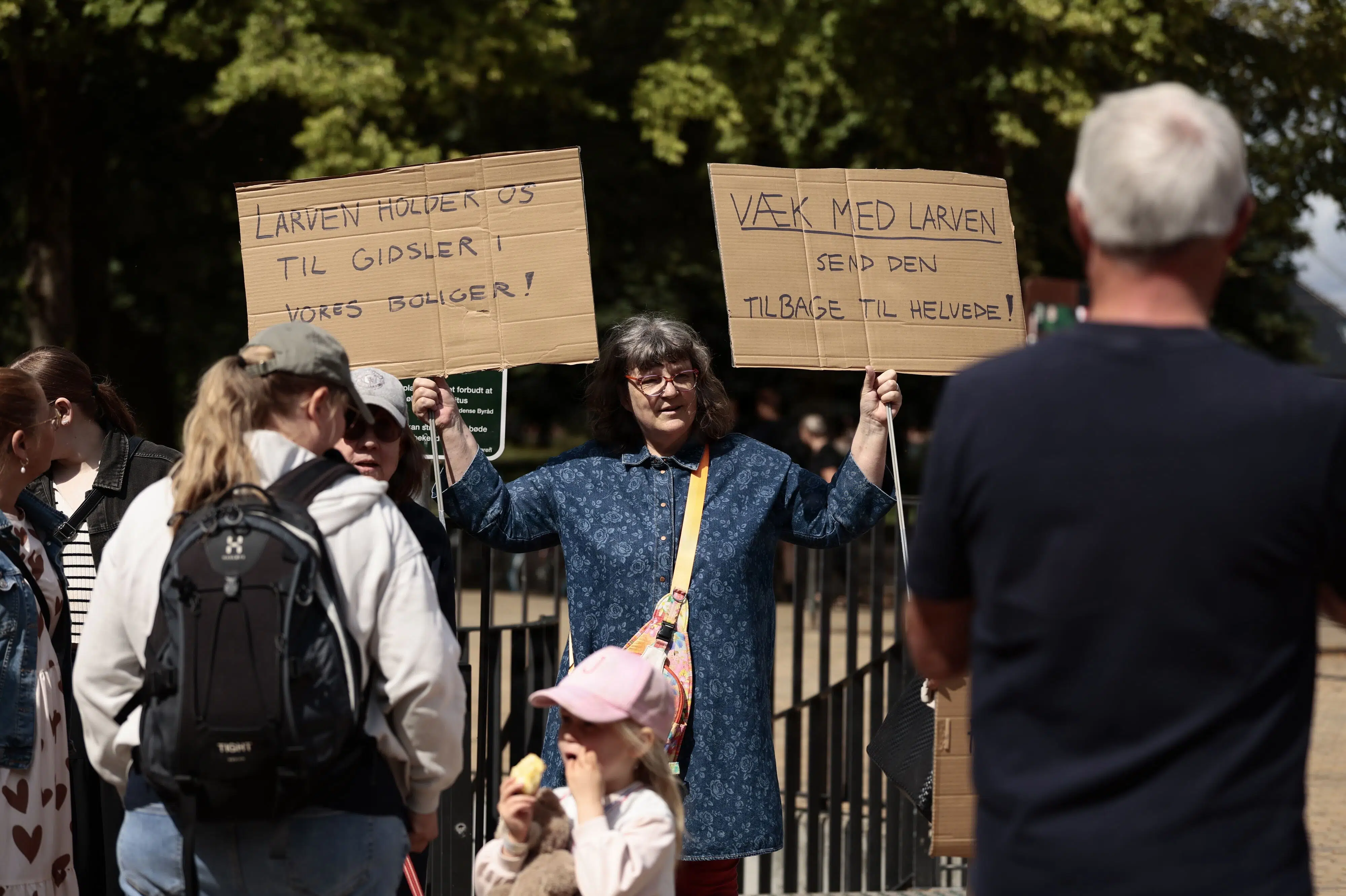 Borgere til demonstration vil af med generende larver