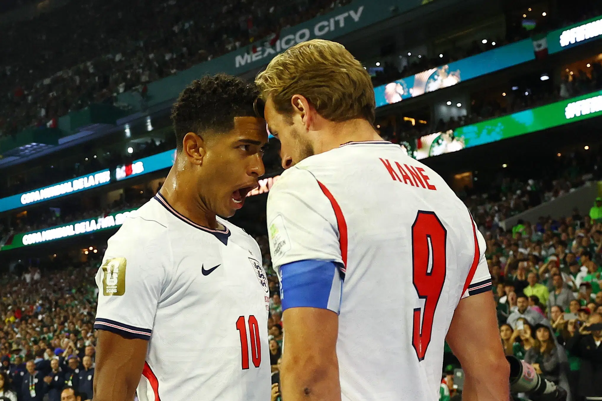 Bellingham og Kane sender England videre i mexicansk inferno