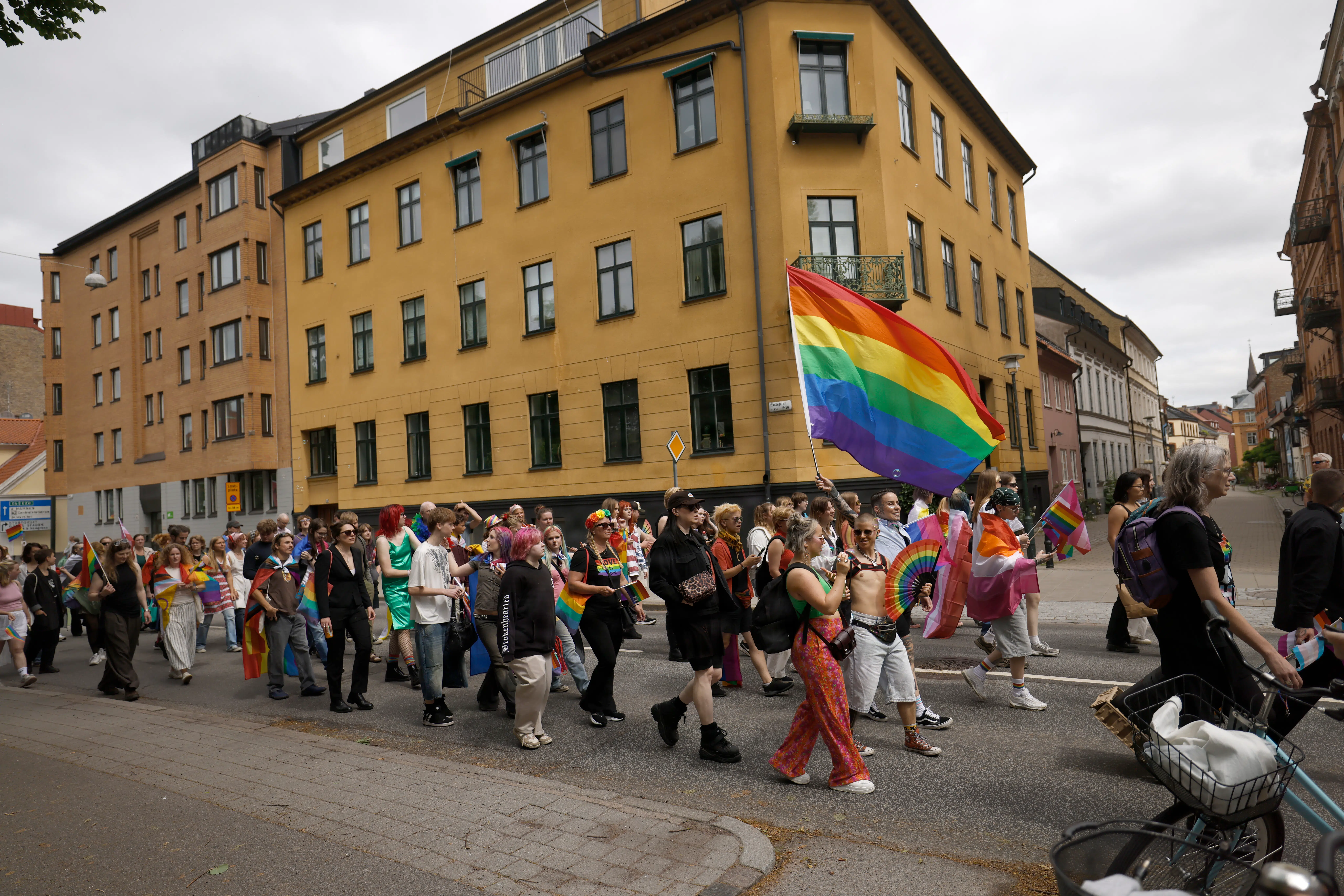 Mens politi passede på optoget gjaldede kampråbet: »Hele Malmø hader politiet«