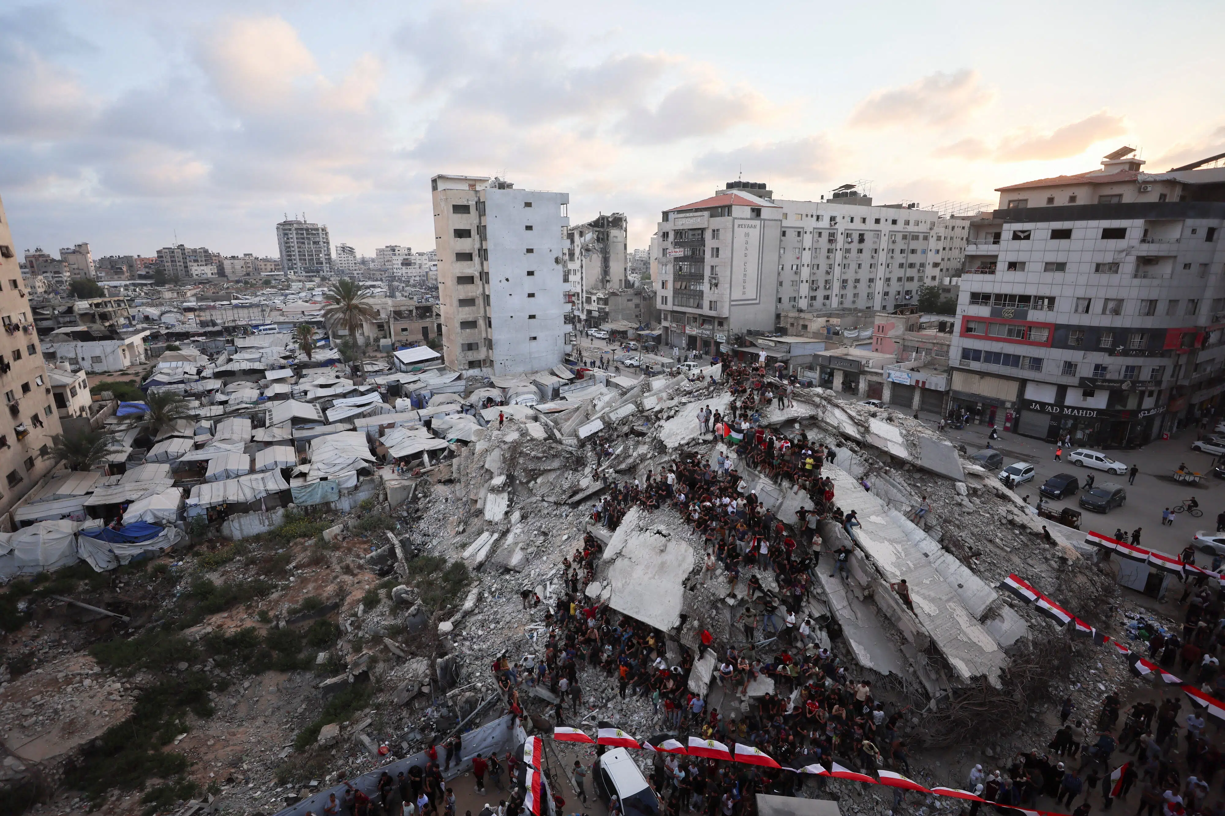 Syv personer meldes dræbt i israelske angreb i Gazastriben