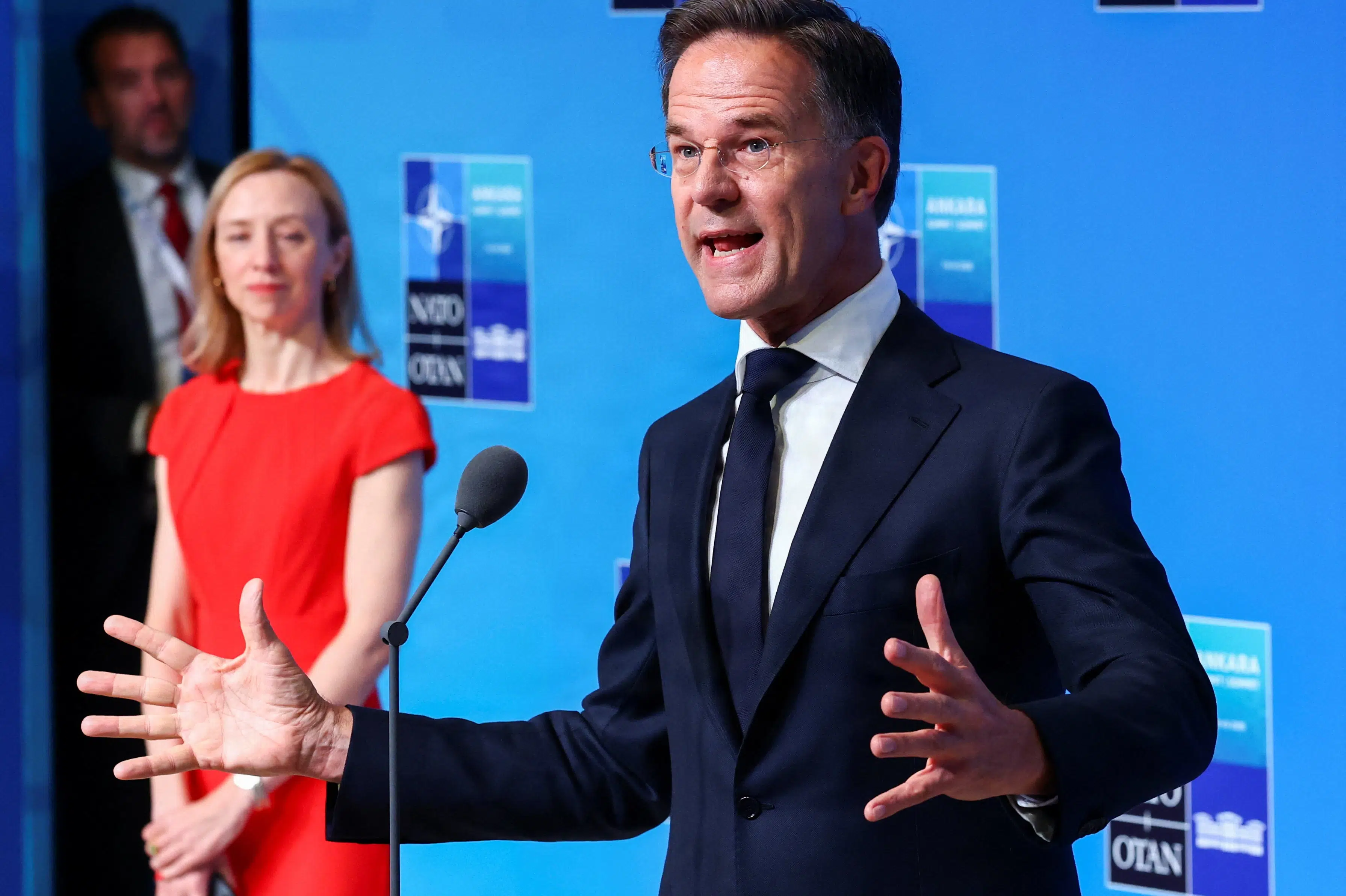 Nato-chef kalder amerikanske angreb på Iran helt nødvendige