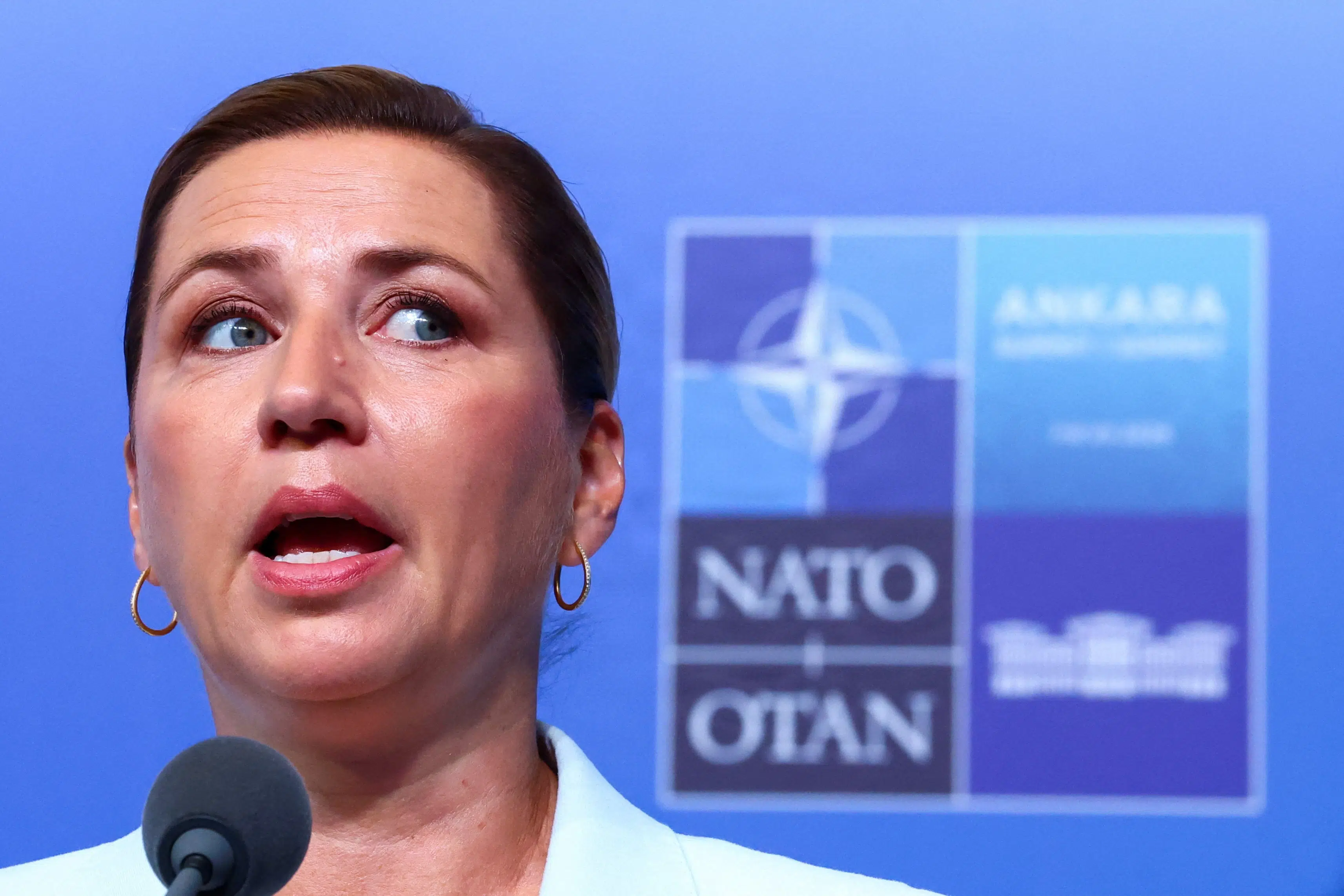 Mette Frederiksen efter trussel fra Trump: Danmark vil forsvare Grønland